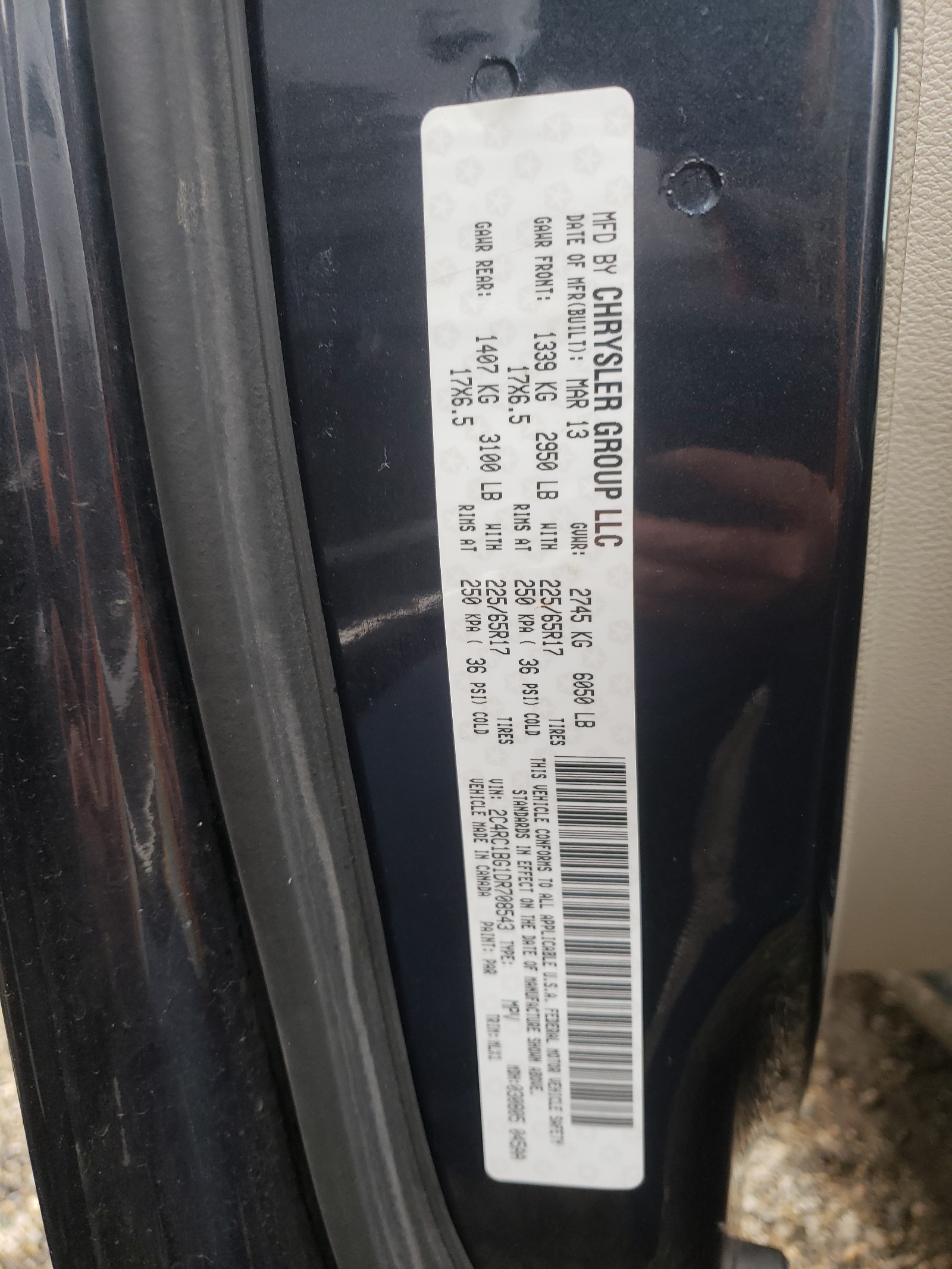 Photo 10 from auction – 2013 CHRYSLER TOWN & COU with VIN 2C4RC1BG1DR708543