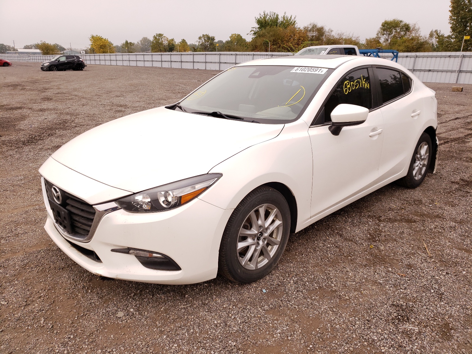 Photo 2 from auction – 2017 MAZDA 3 TOURING with VIN JM1BN1V74H1143383