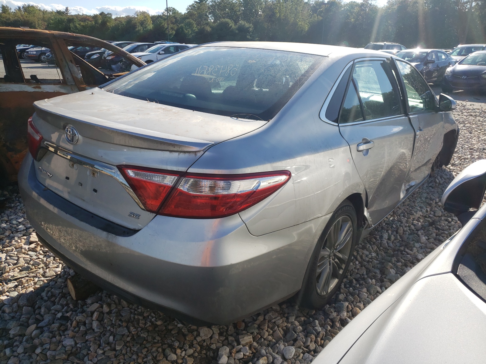 Photo 16 from auction – 2016 TOYOTA CAMRY LE with VIN 4T1BF1FK4GU228555