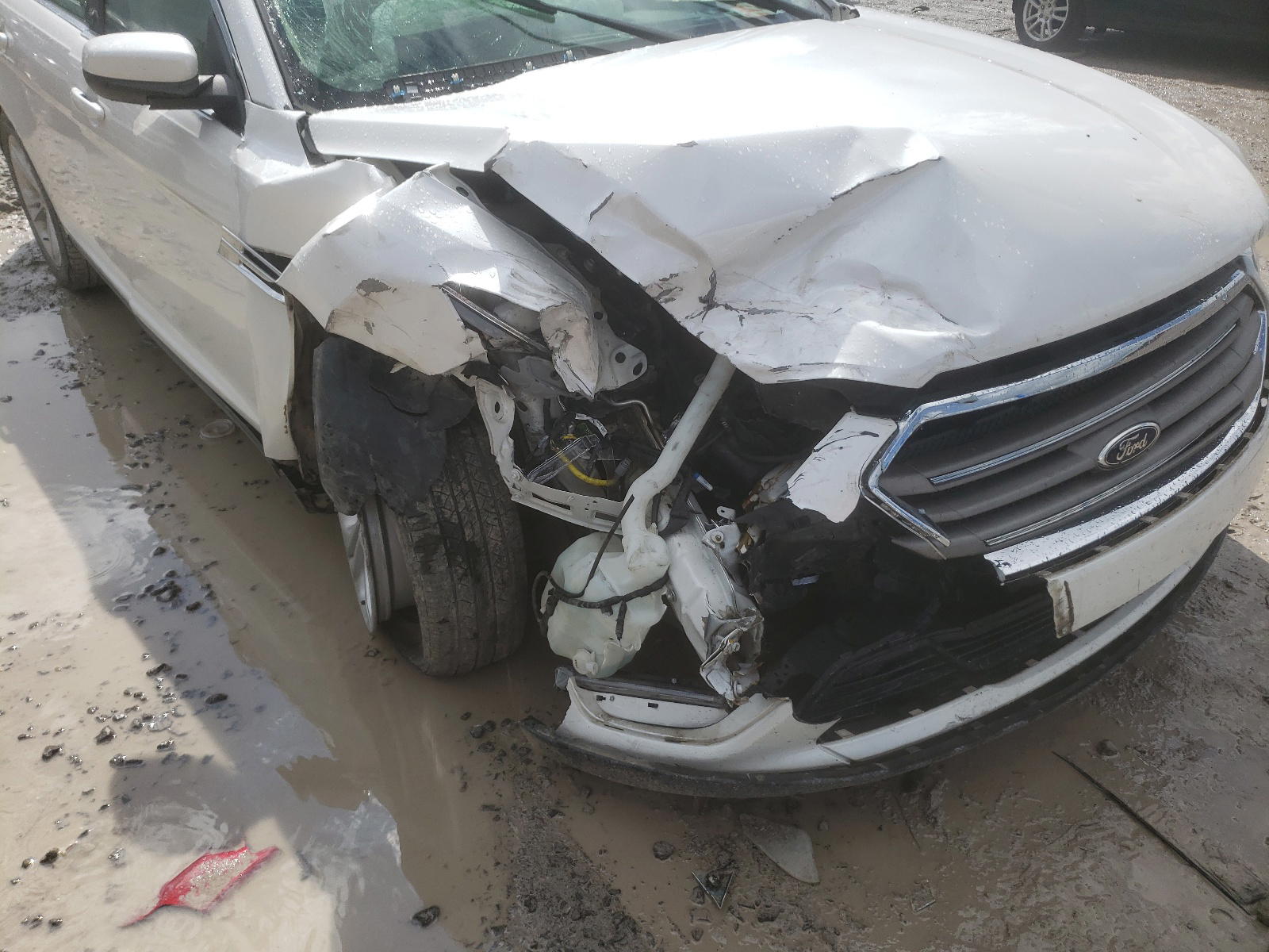 Photo 9 from auction – 2013 FORD TAURUS SEL with VIN 1FAHP2E81DG137895