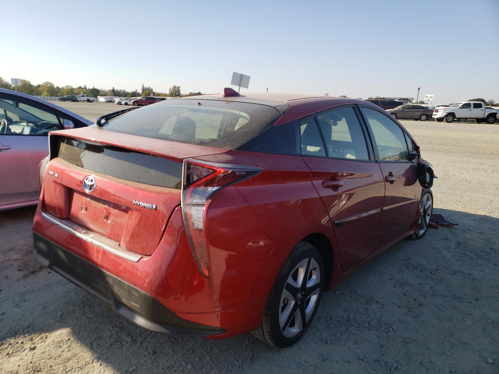Photo 4 from auction – 2016 TOYOTA PRIUS with VIN JTDKARFU1G3511049