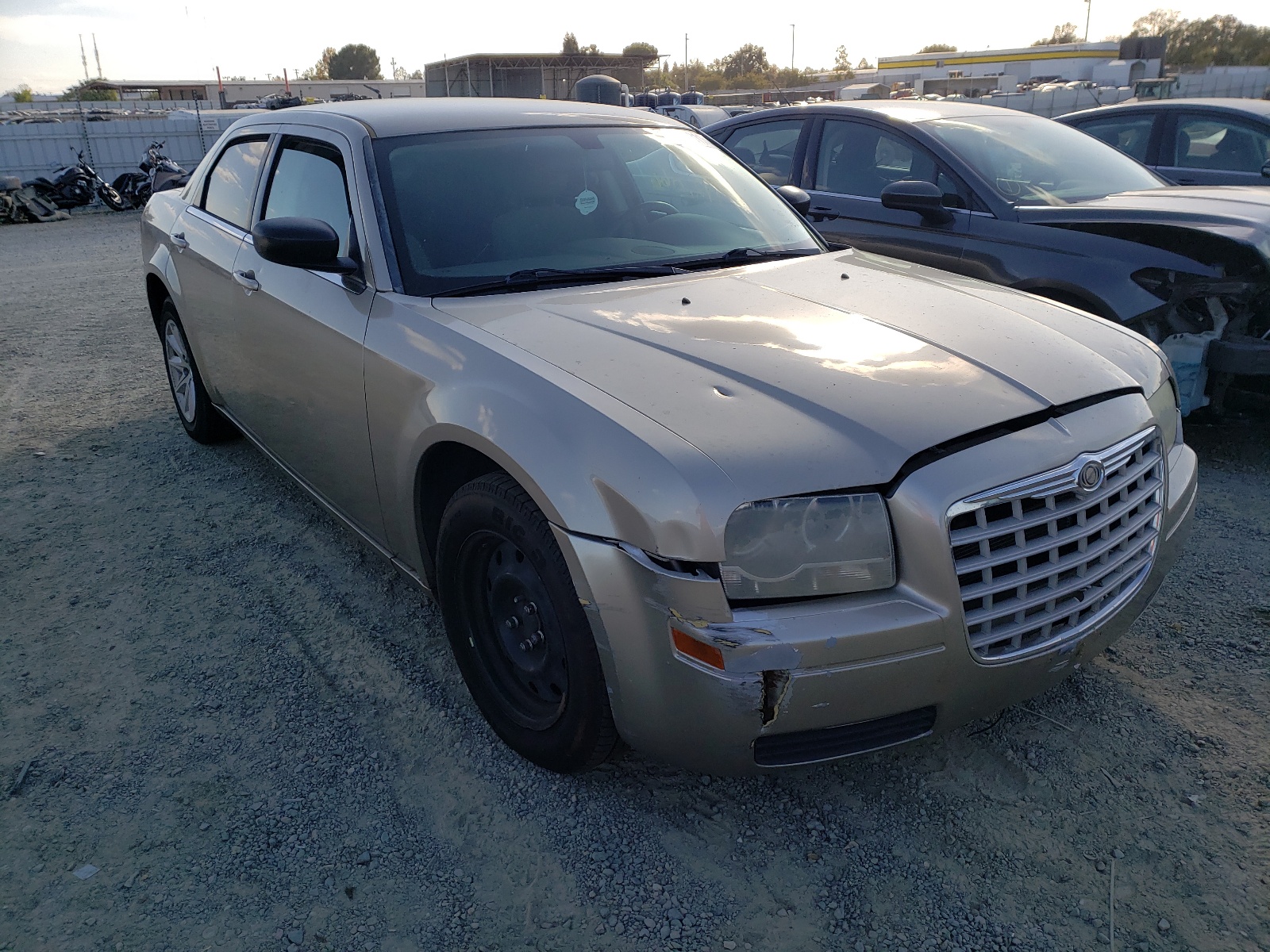CHRYSLER 300 LX 2008 z numerem VIN 2C3KA43RX8H211631 - Zdjęcie z aukcji