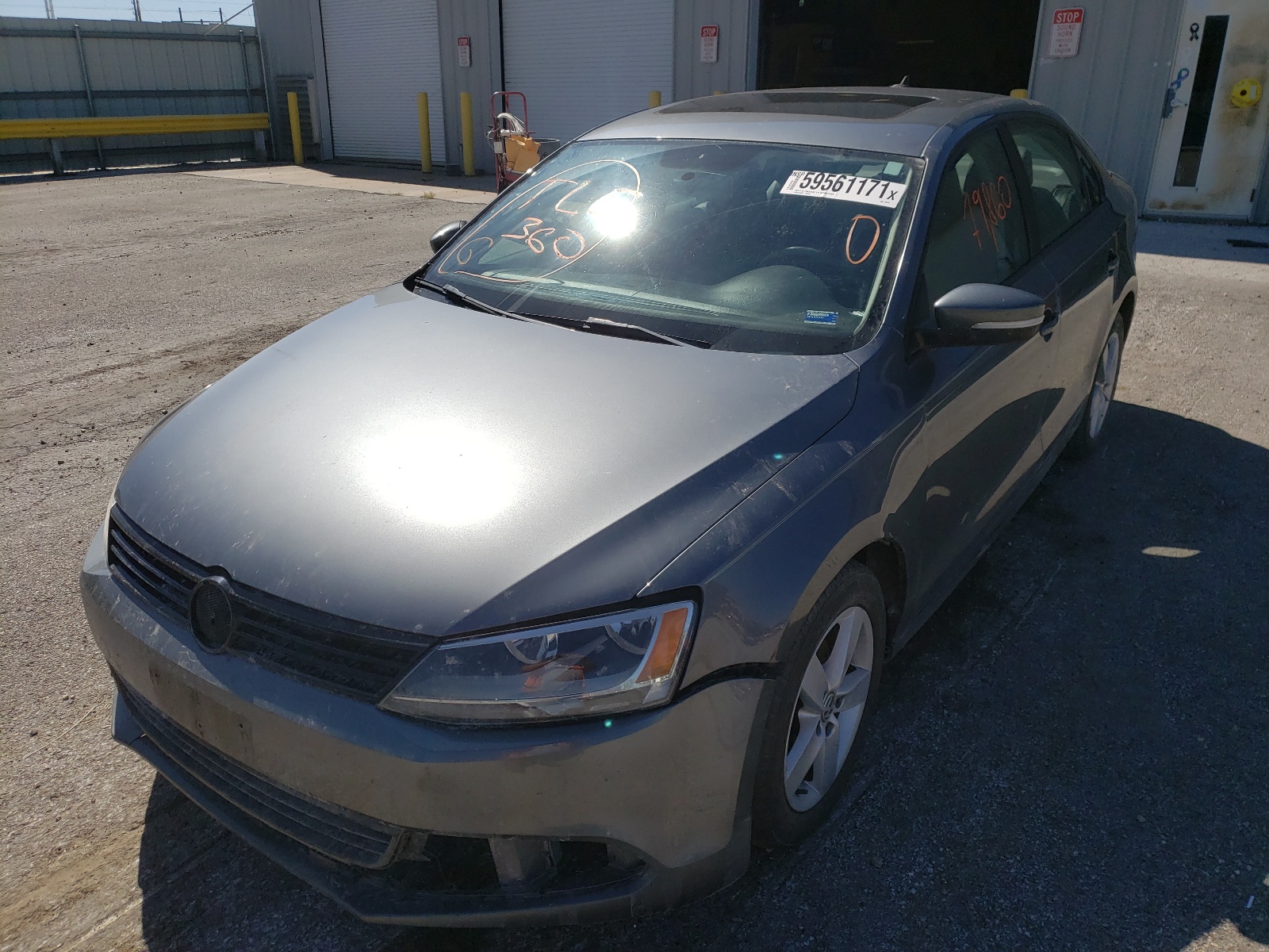 Photo 2 from auction – 2012 VOLKSWAGEN JETTA TDI with VIN 3VWLL7AJ5CM394243