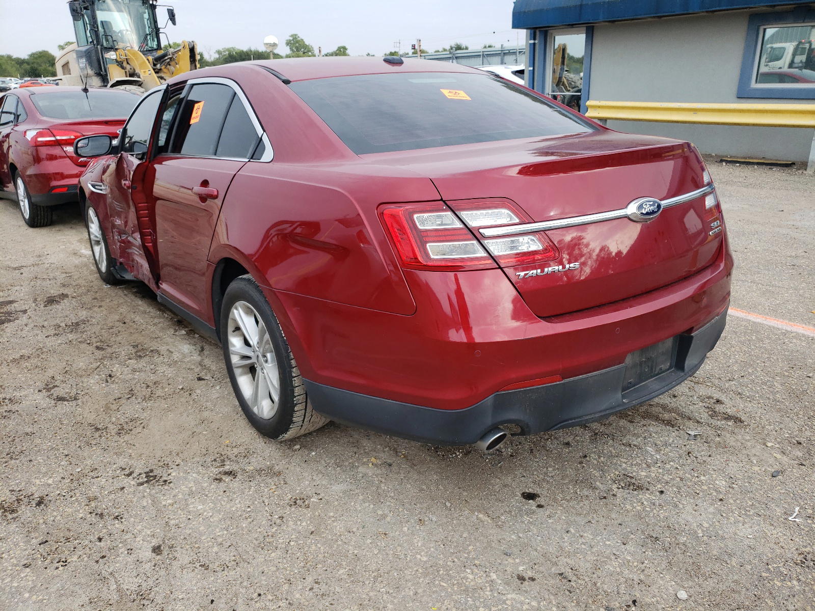 Photo 3 from auction – 2014 FORD TAURUS SEL with VIN 1FAHP2E80EG185003
