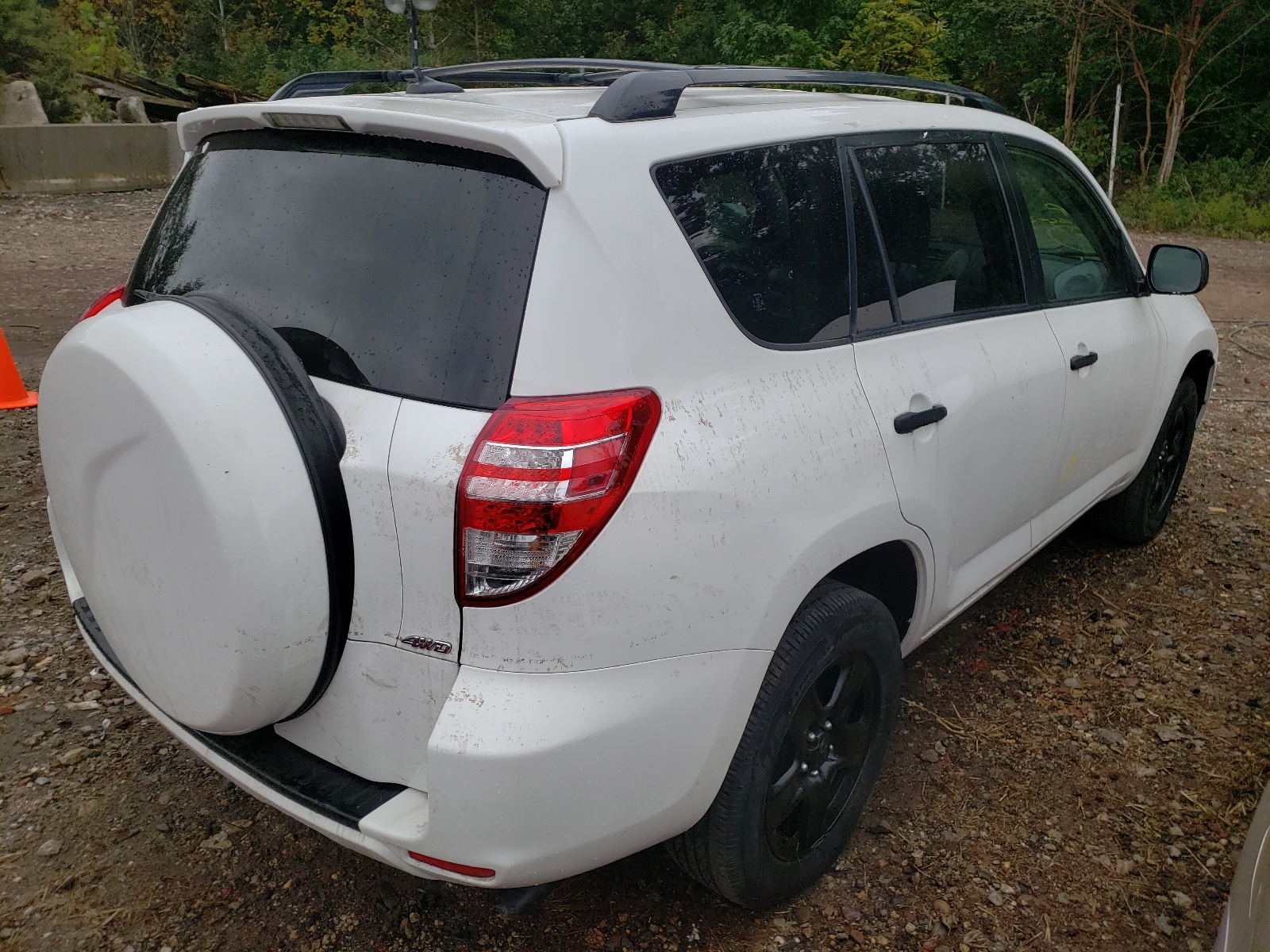 Zdjęcie 4 z aukcji – 2009 TOYOTA RAV4 z VIN JTMBF33V89D016310