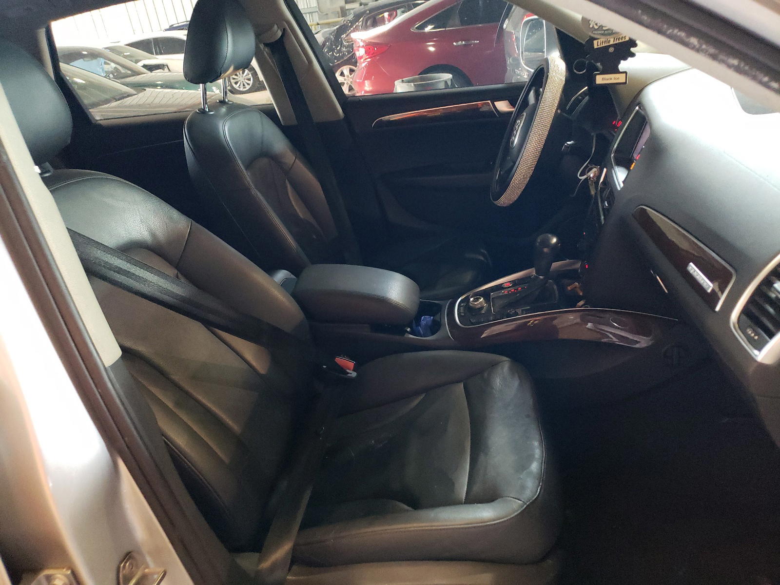 Photo 5 from auction – 2012 AUDI Q5 PREMIUM with VIN WA1DKAFP9CA128672