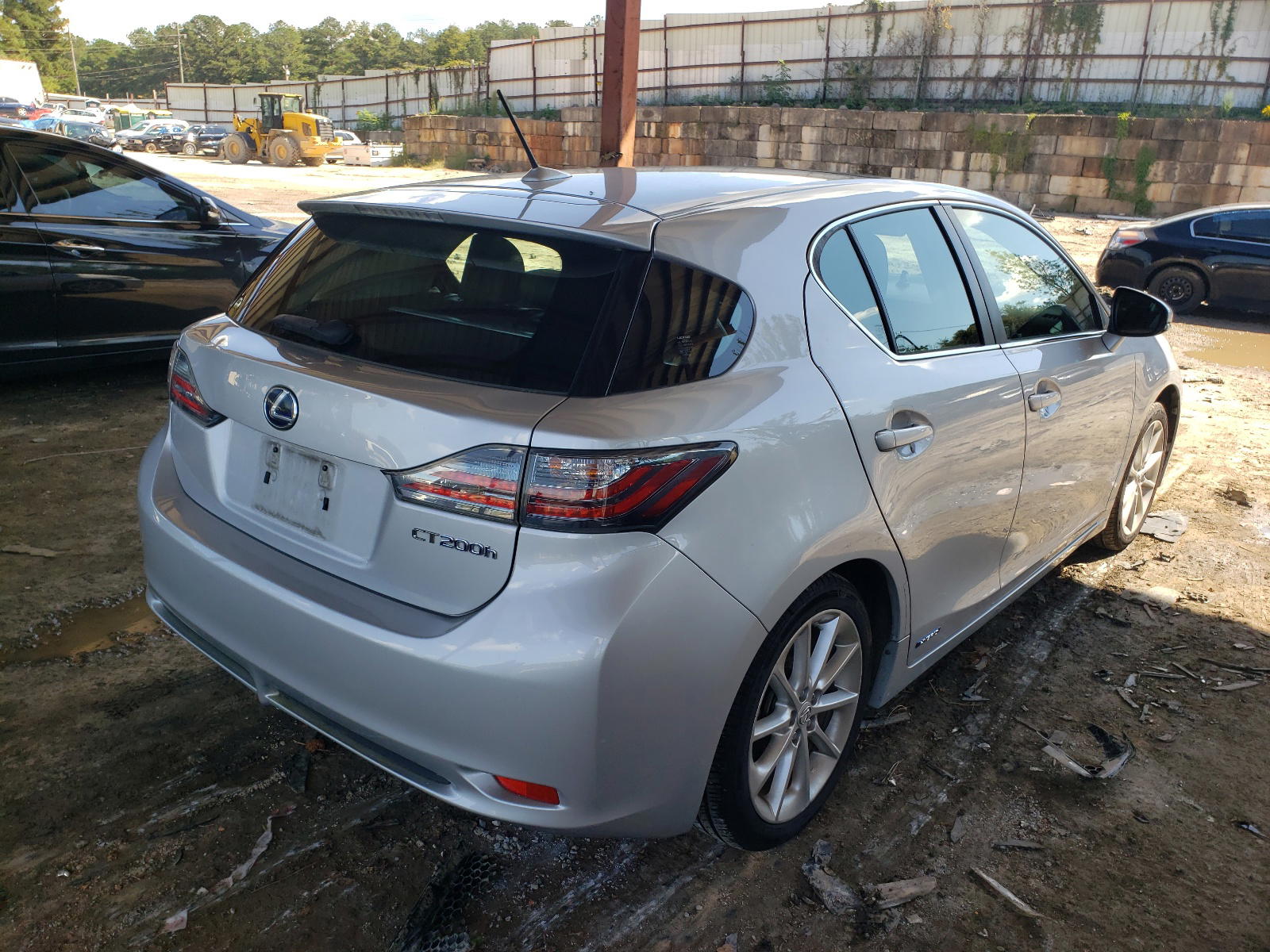 Photo 4 from auction – 2011 LEXUS CT 200 with VIN JTHKD5BH7B2005652