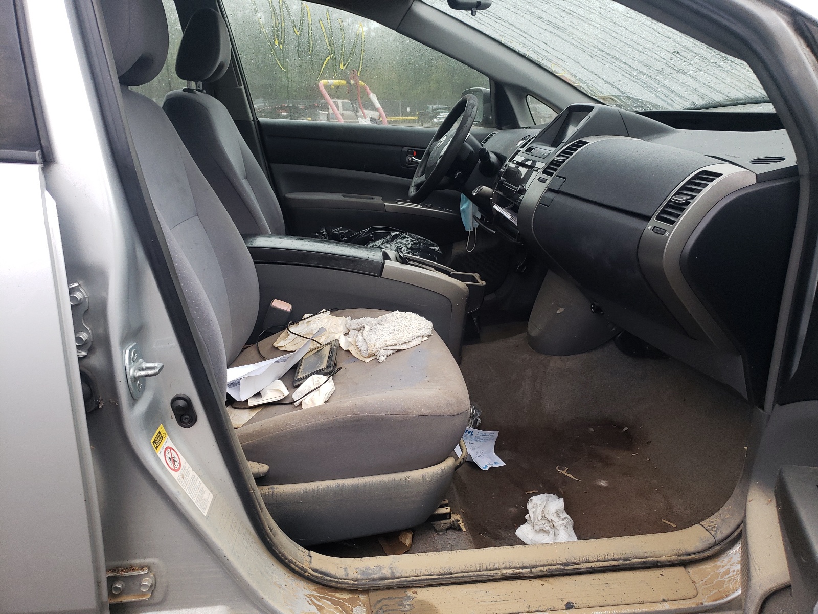 Photo 5 from auction – 2007 TOYOTA PRIUS with VIN JTDKB20U977651159