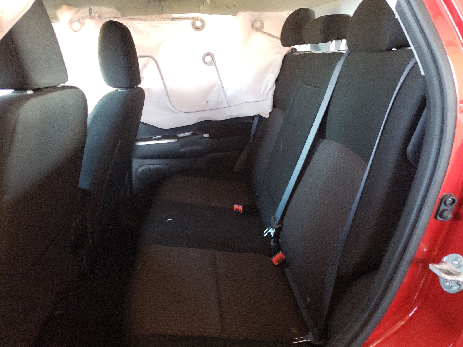 Photo 6 from auction – 2019 MITSUBISHI OUTLANDER with VIN JA4AP4AU4KU013736
