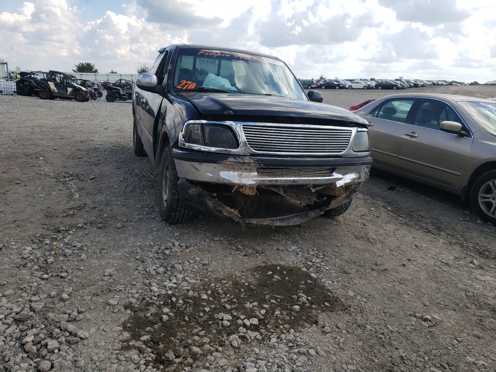 Photo 9 from auction – 1998 FORD F150 with VIN 1FTDX1767WNA11974