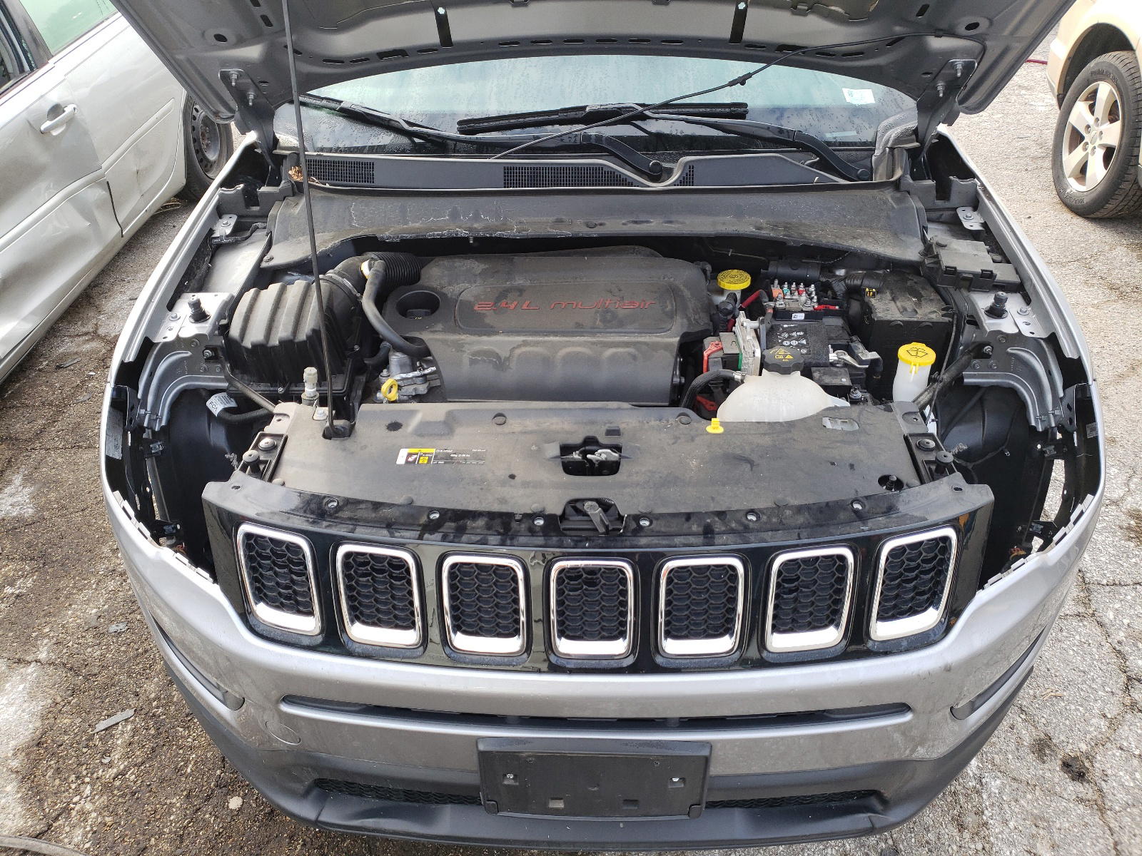 Photo 7 from auction – 2018 JEEP COMPASS LA with VIN 3C4NJCBB1JT300461