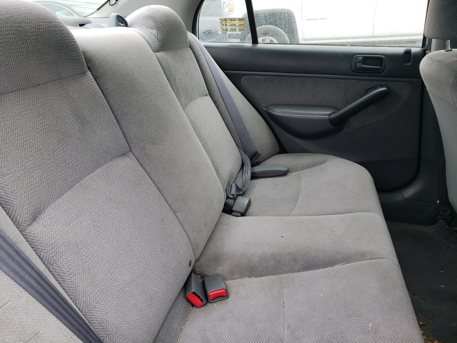 Photo 6 from auction – 2001 HONDA CIVIC with VIN 2HGES26761H605445