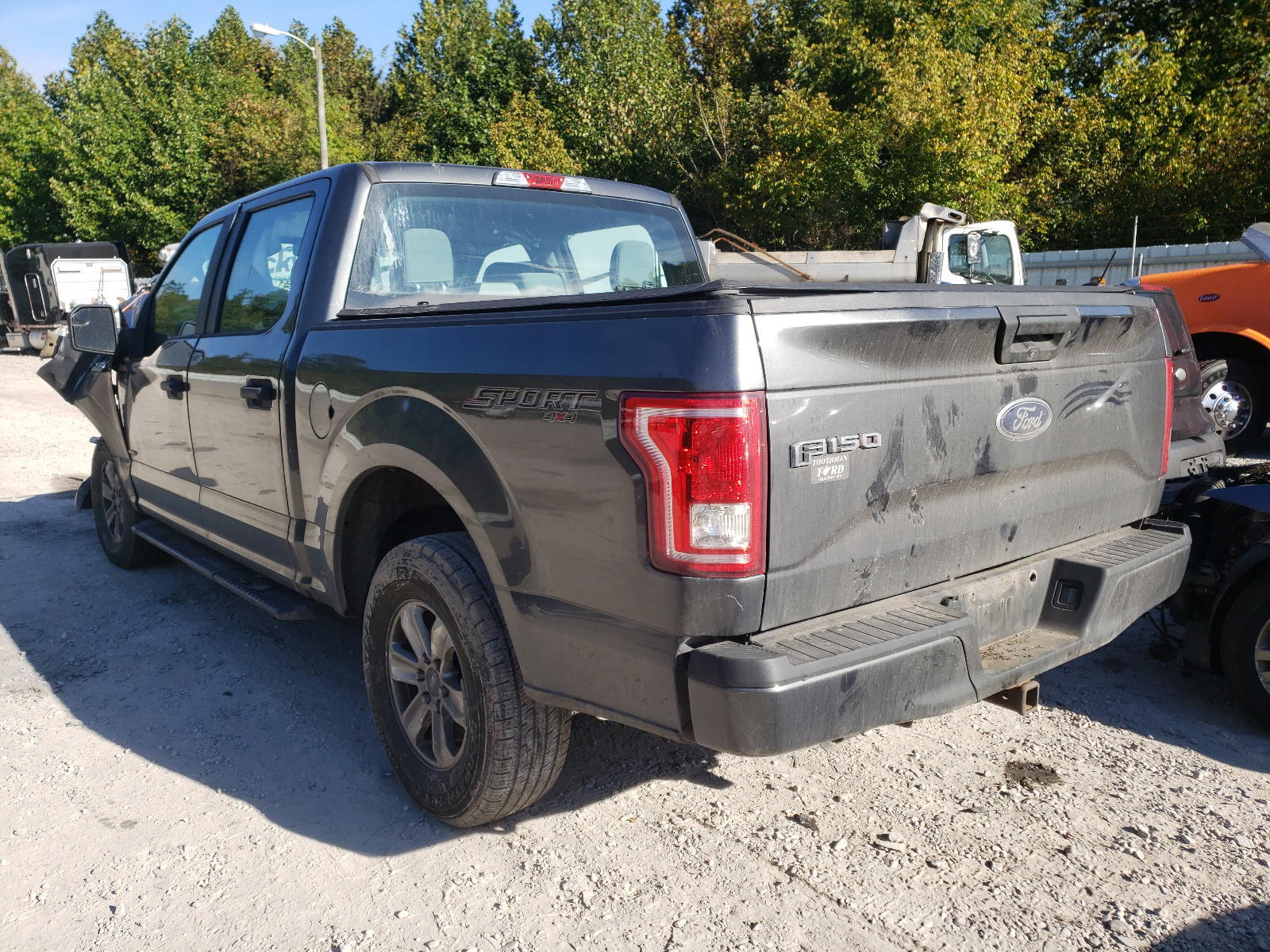 Photo 3 from auction – 2016 FORD F150 SUPER with VIN 1FTEW1EP2GFD37941