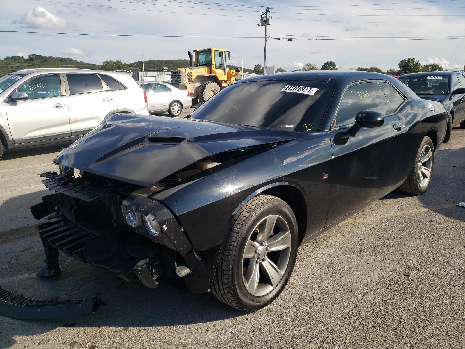 Photo 2 from auction – 2019 DODGE CHALLENGER with VIN 2C3CDZAG1KH687381