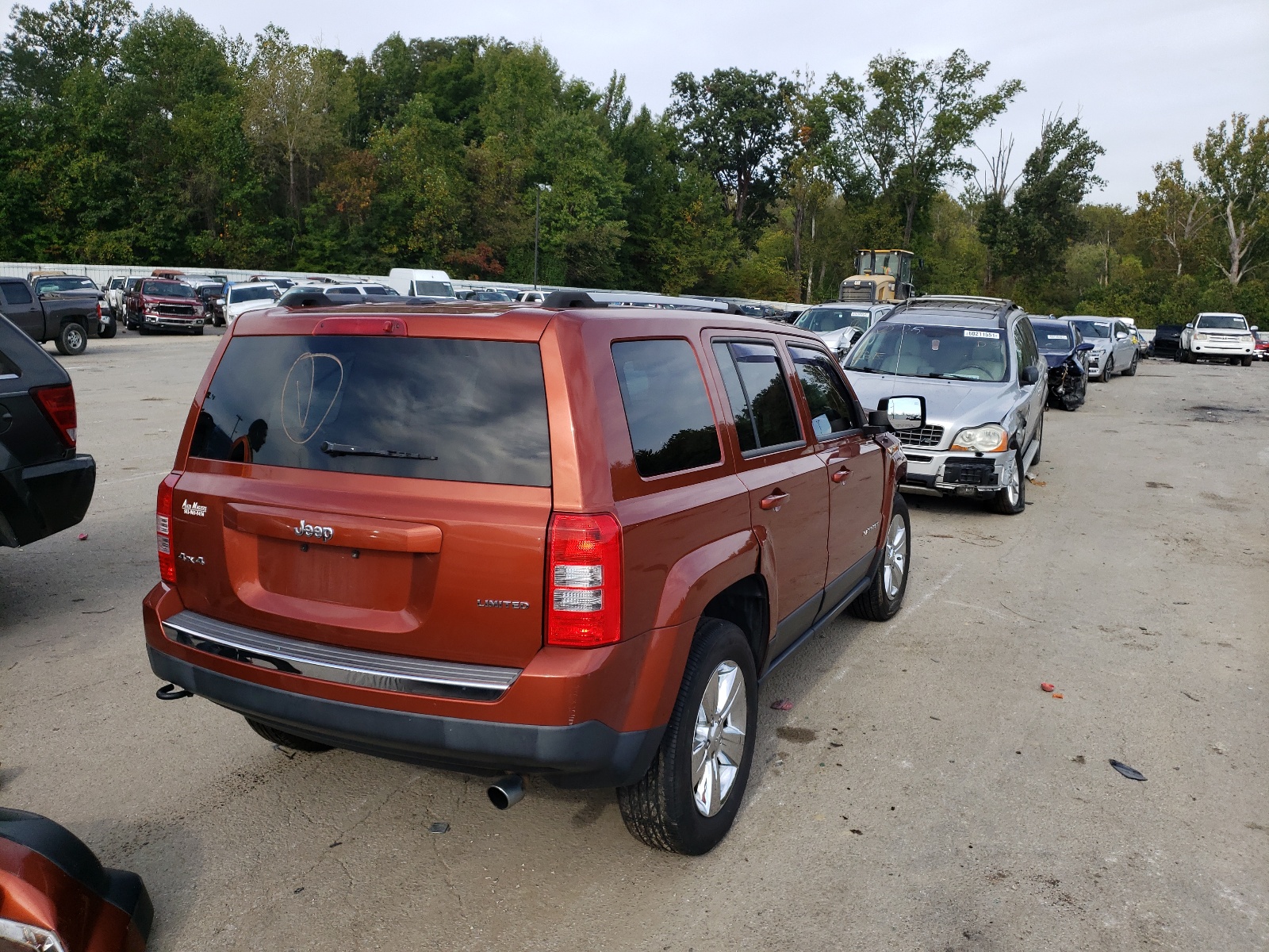 Photo 4 from auction – 2012 JEEP PATRIOT LI with VIN 1C4NJRCB8CD594970