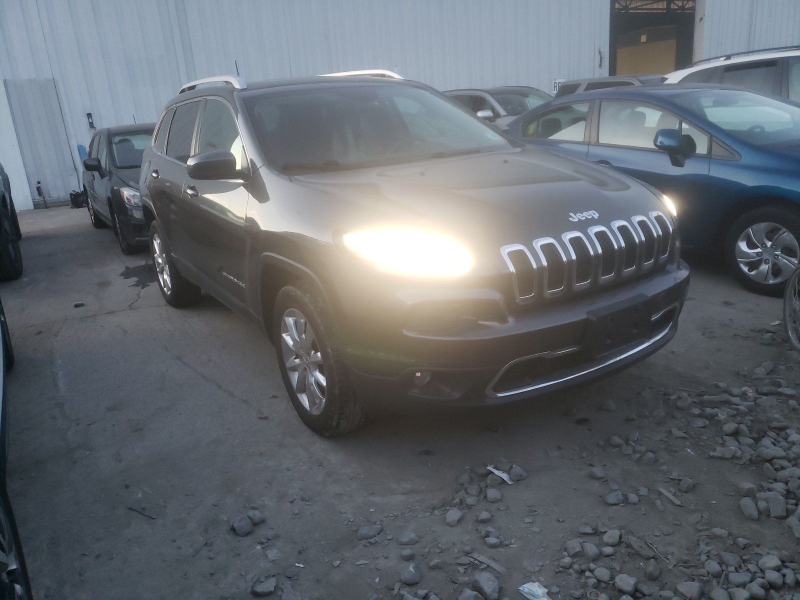 JEEP CHEROKEE L 2016 with VIN 1C4PJMDS6GW263132 - Photo from auction