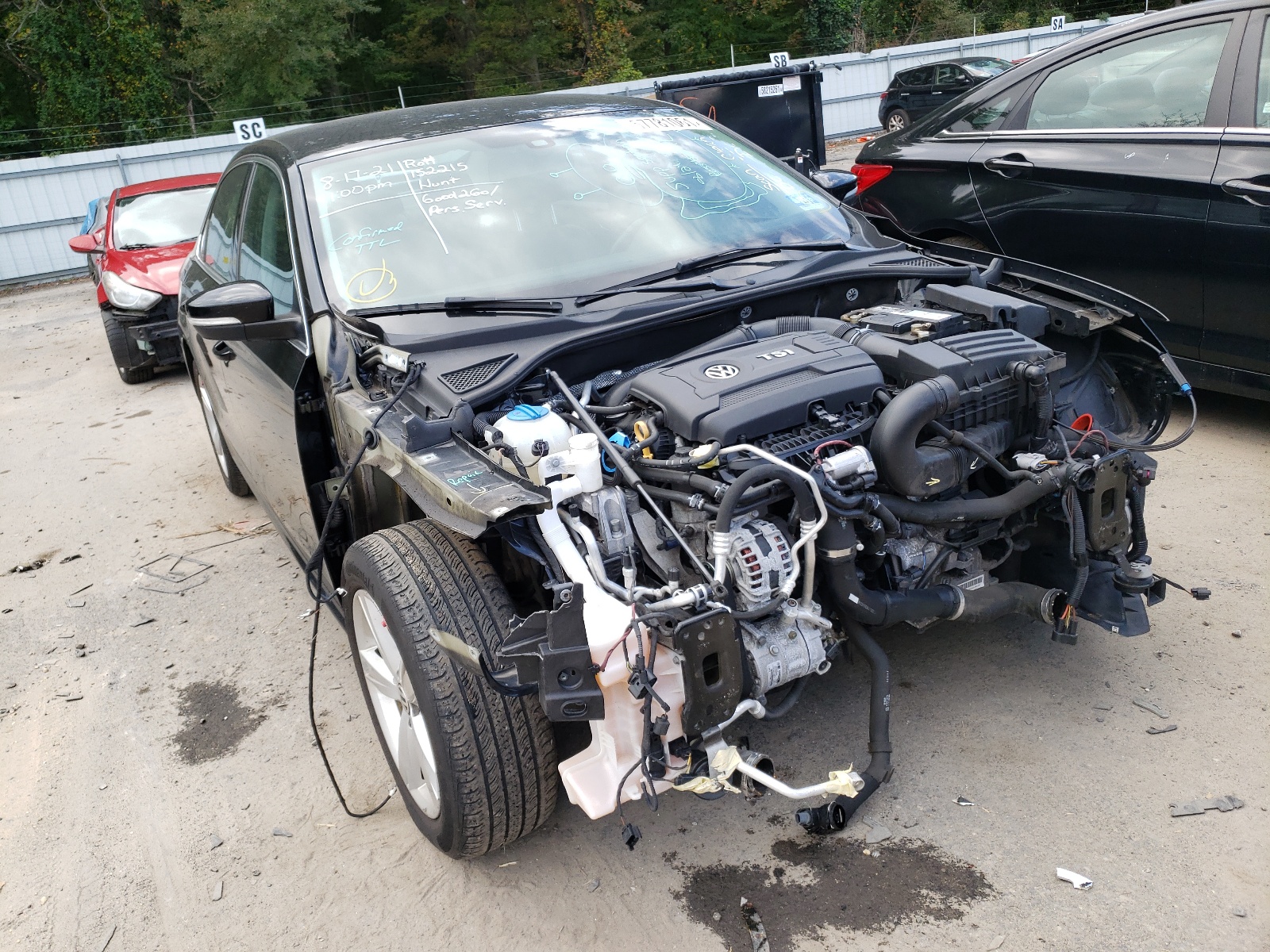 Photo 1 from auction – 2015 VOLKSWAGEN PASSAT S with VIN 1VWAT7A38FC084201