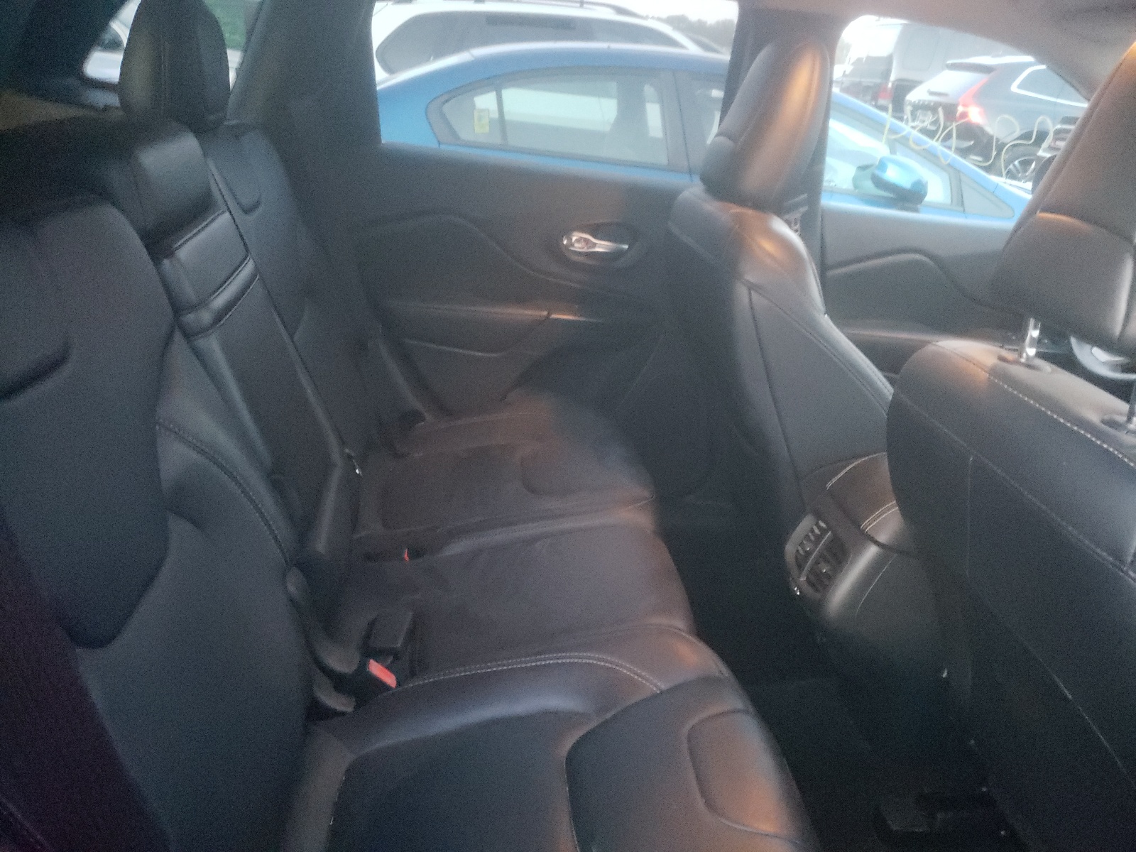 Photo 6 from auction – 2016 JEEP CHEROKEE L with VIN 1C4PJMDS6GW263132