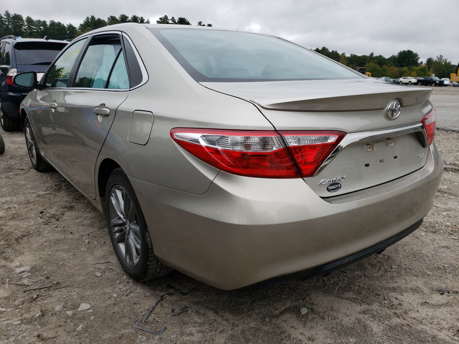 Photo 3 from auction – 2017 TOYOTA CAMRY LE with VIN 4T1BF1FK0HU306153