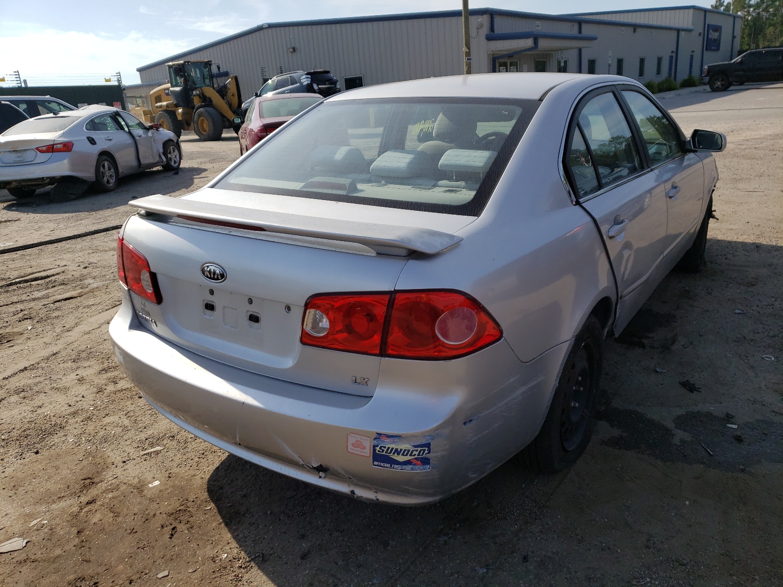 Zdjęcie 4 z aukcji – 2007 KIA OPTIMA LX z VIN KNAGE123675156518