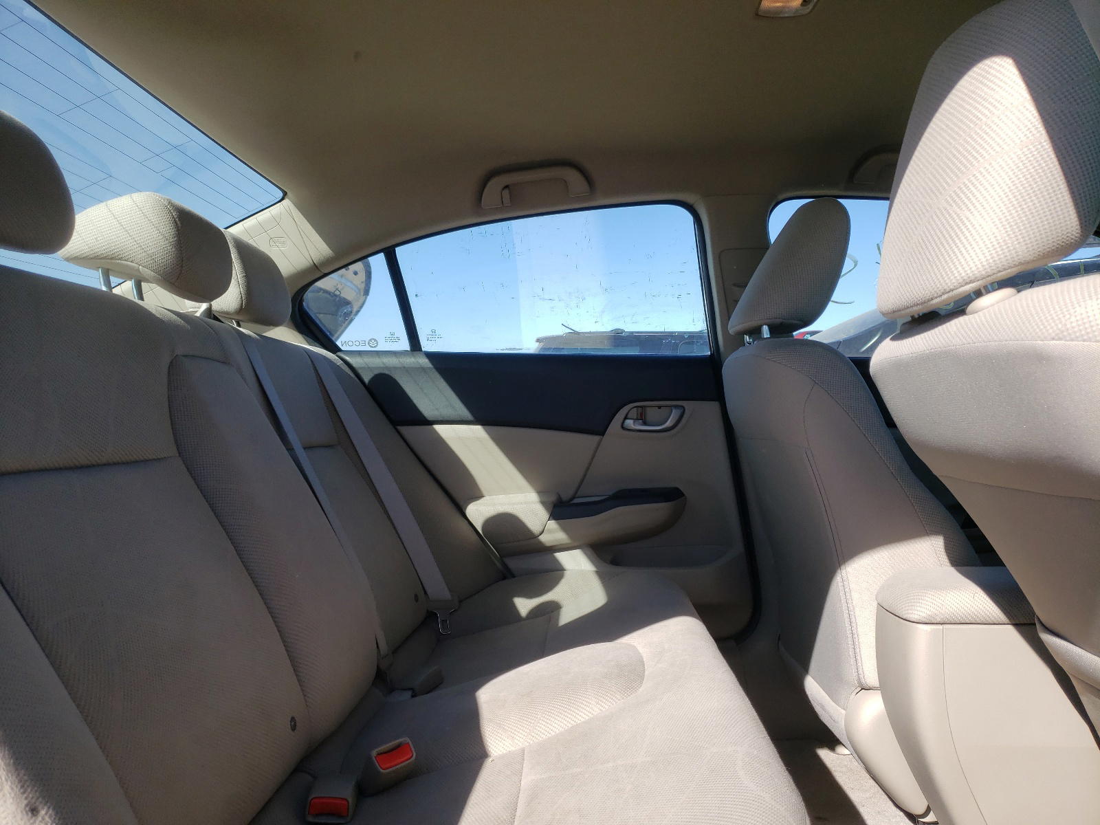 Photo 6 from auction – 2012 HONDA CIVIC LX with VIN 2HGFB2F53CH537675