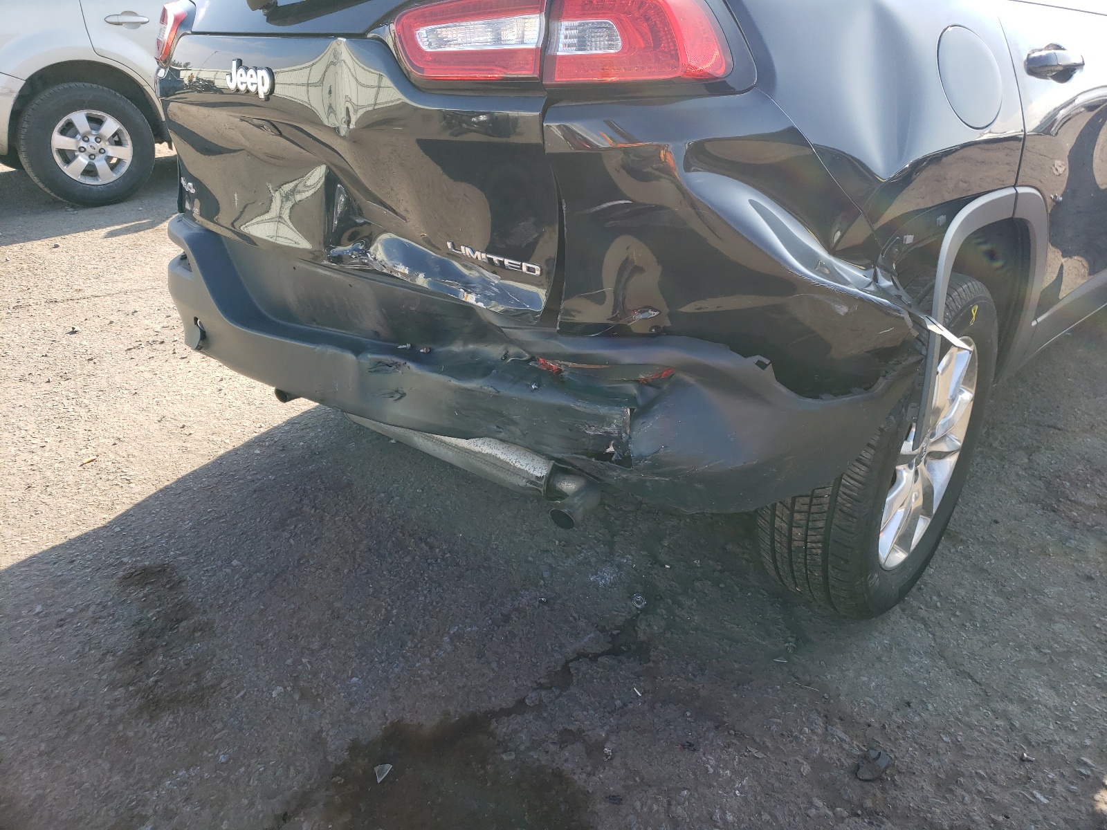 Photo 10 from auction – 2015 JEEP CHEROKEE L with VIN 1C4PJMDS6FW647877