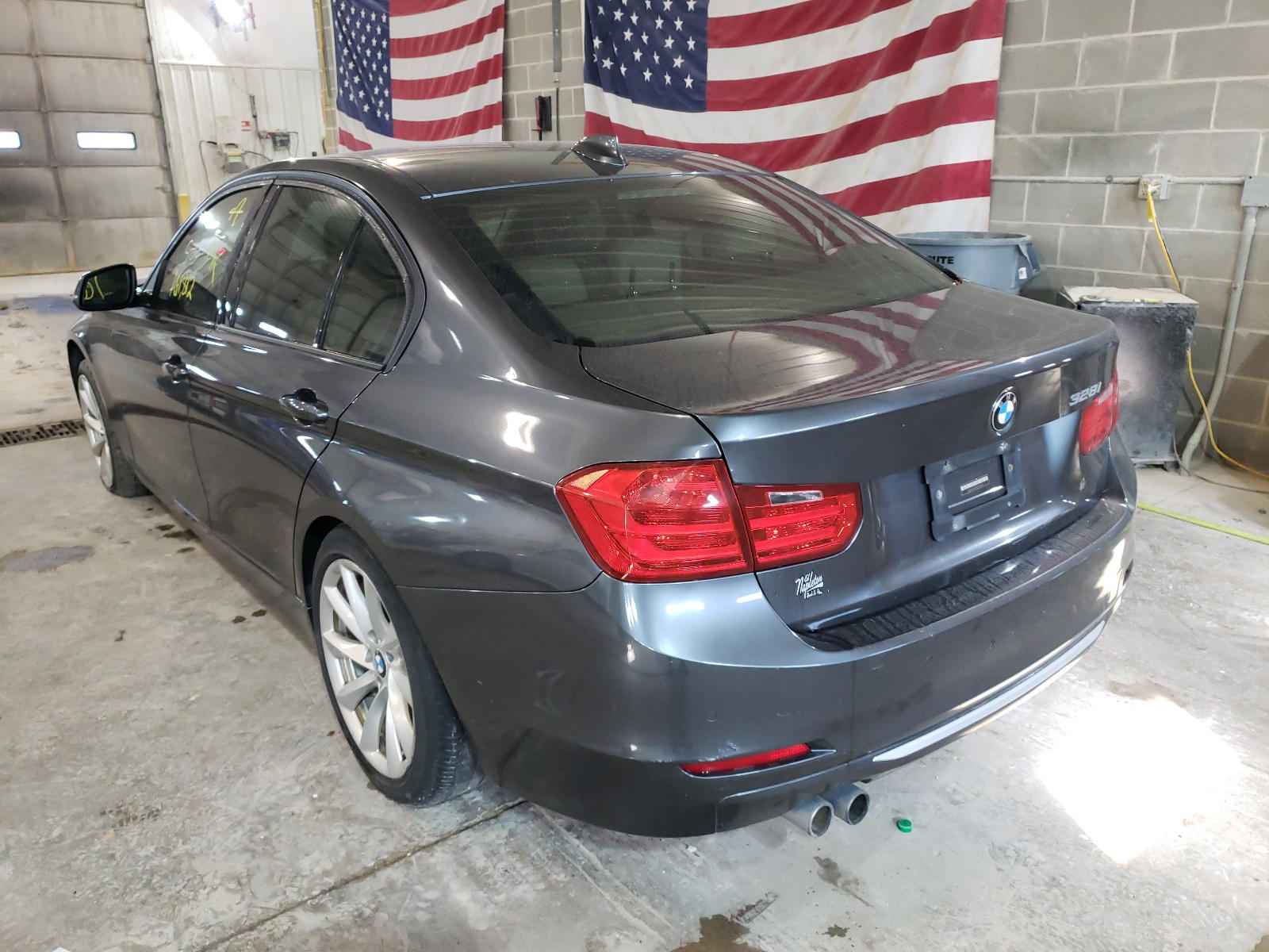 Photo 3 from auction – 2013 BMW 328 I with VIN WBA3A5G58DNP19334
