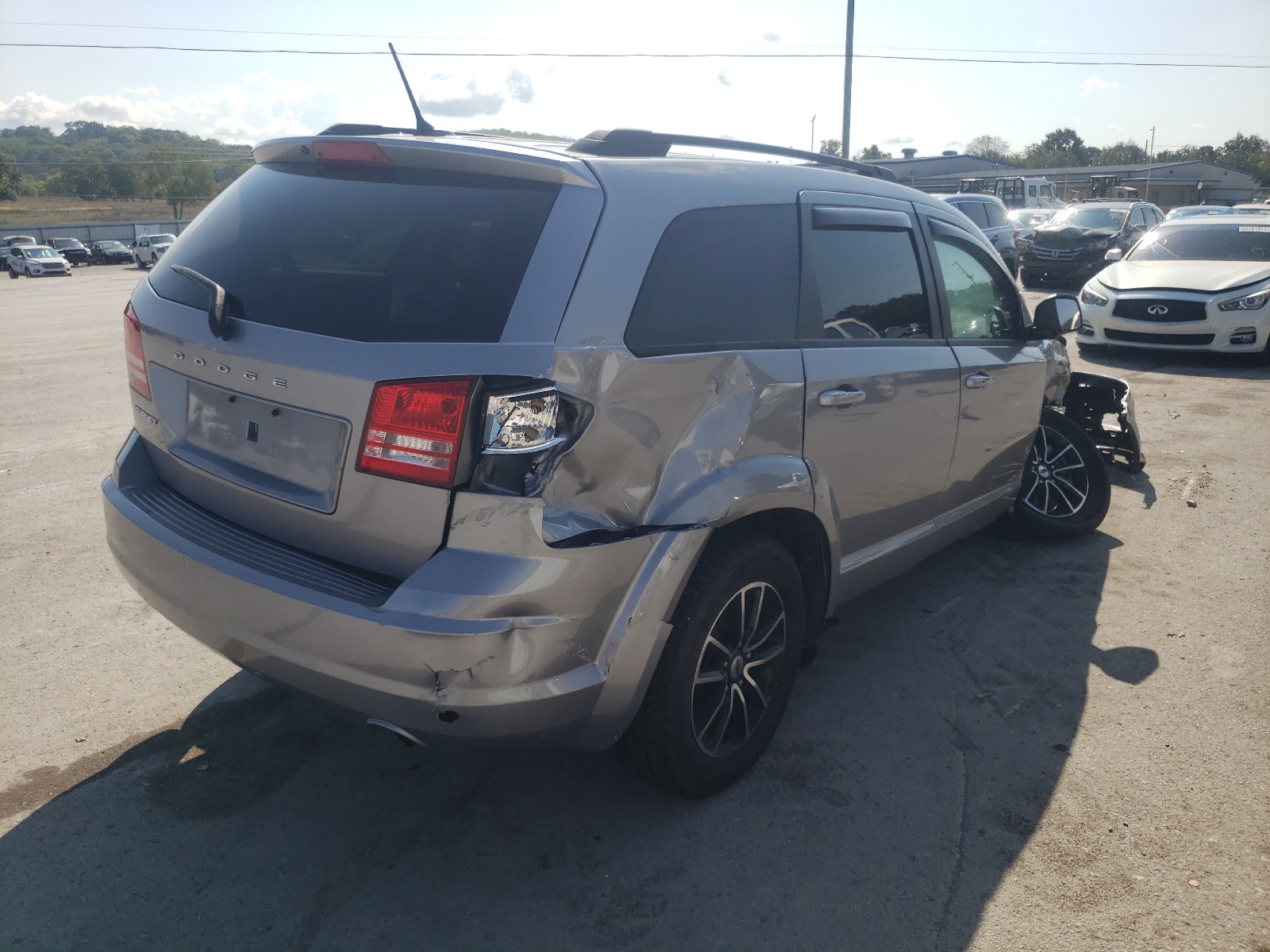 Photo 4 from auction – 2018 DODGE JOURNEY SE with VIN 3C4PDCABXJT243341
