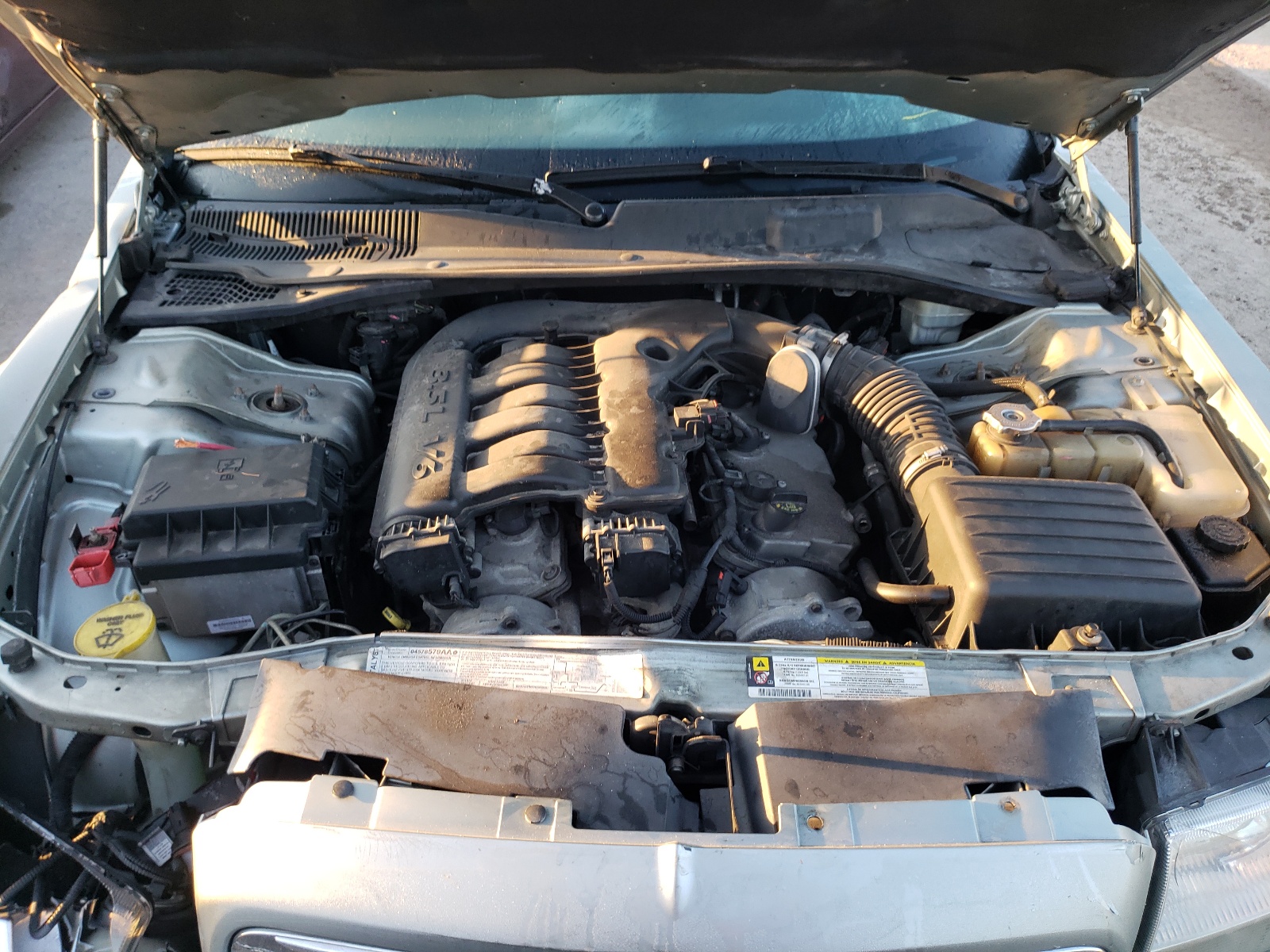 Photo 7 from auction – 2006 CHRYSLER 300 TOURIN with VIN 2C3LA53GX6H464115