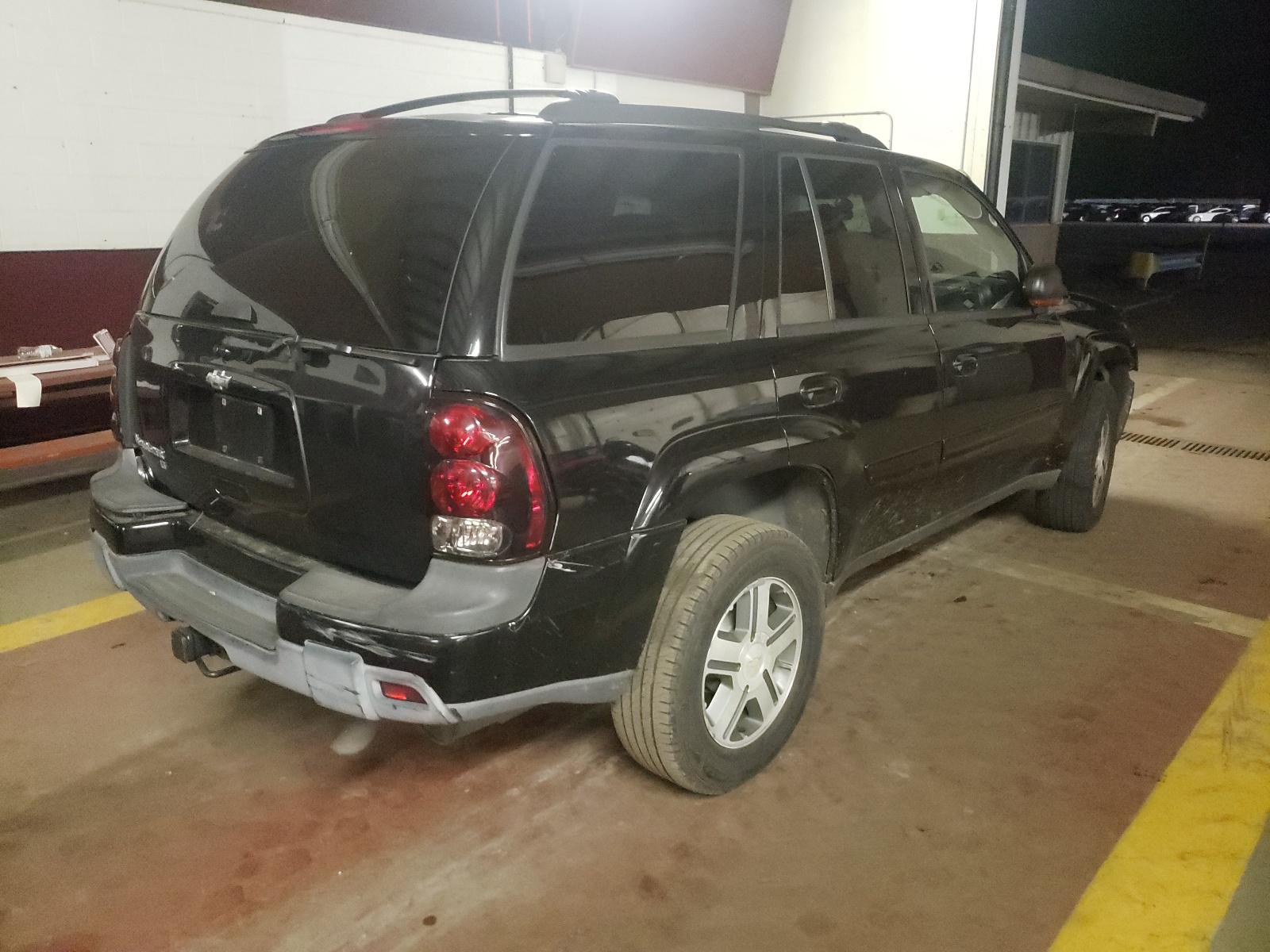 Photo 4 from auction – 2005 CHEVROLET TRAILBLAZE with VIN 1GNDT13S352308231