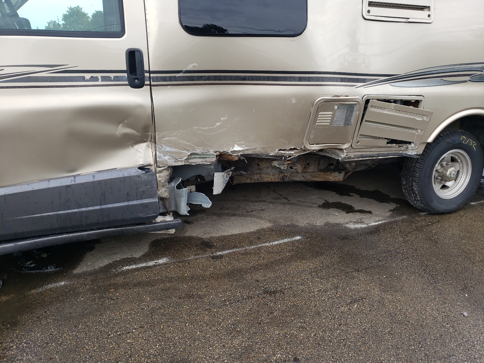 Photo 9 from auction – 2008 CHEVROLET EXPRESS G3 with VIN 1GCHG39K881176417