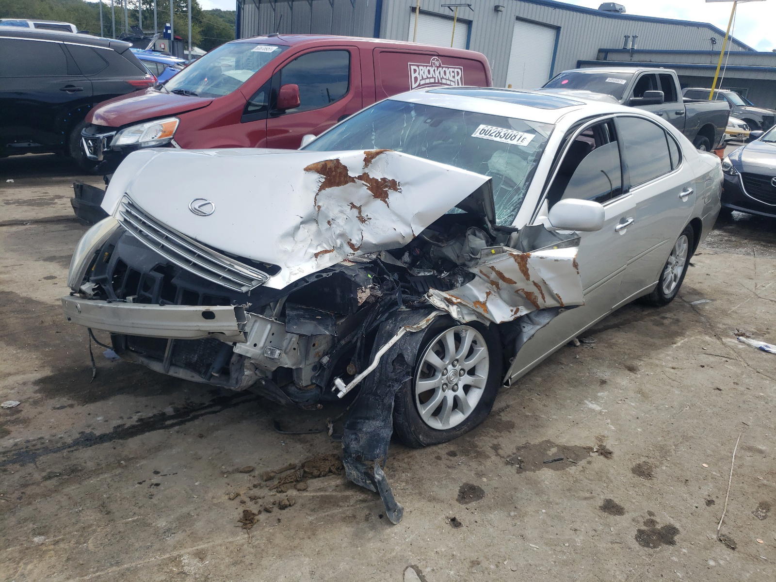 Photo 2 from auction – 2004 LEXUS ES 330 with VIN JTHBA30G840006508