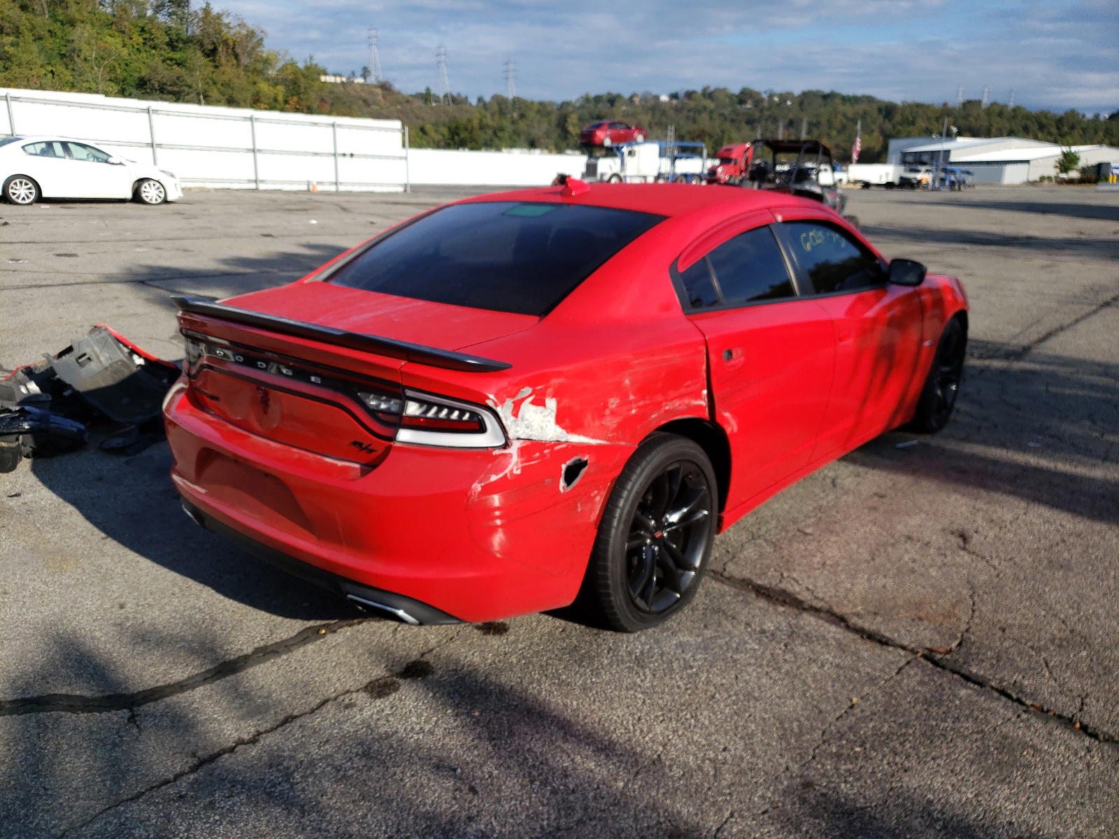 Photo 4 from auction – 2017 DODGE CHARGER R/ with VIN 2C3CDXCT2HH560761