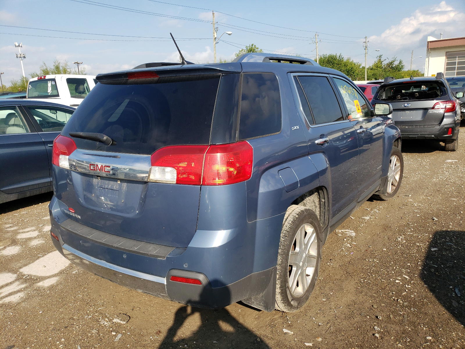 Photo 4 from auction – 2011 GMC TERRAIN SL with VIN 2CTALWEC5B6381196
