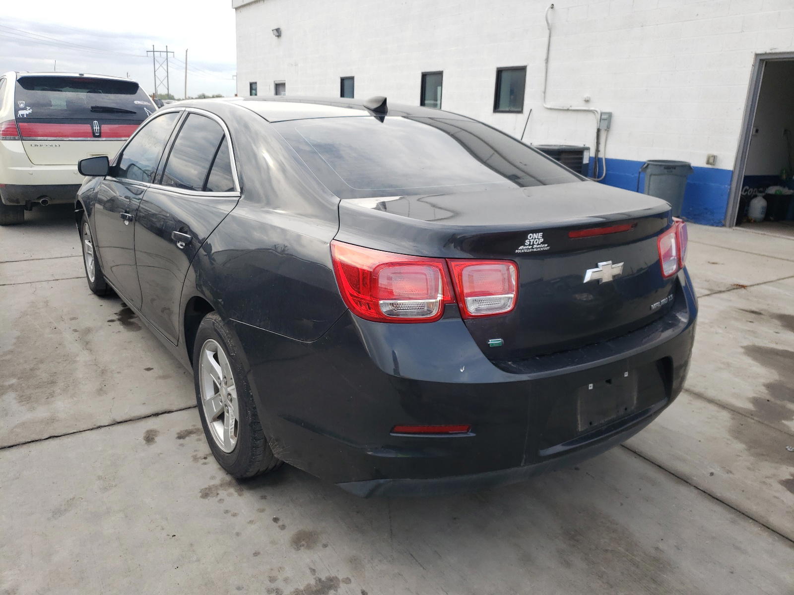 Photo 3 from auction – 2015 CHEVROLET MALIBU LS with VIN 1G11B5SLXFF141501