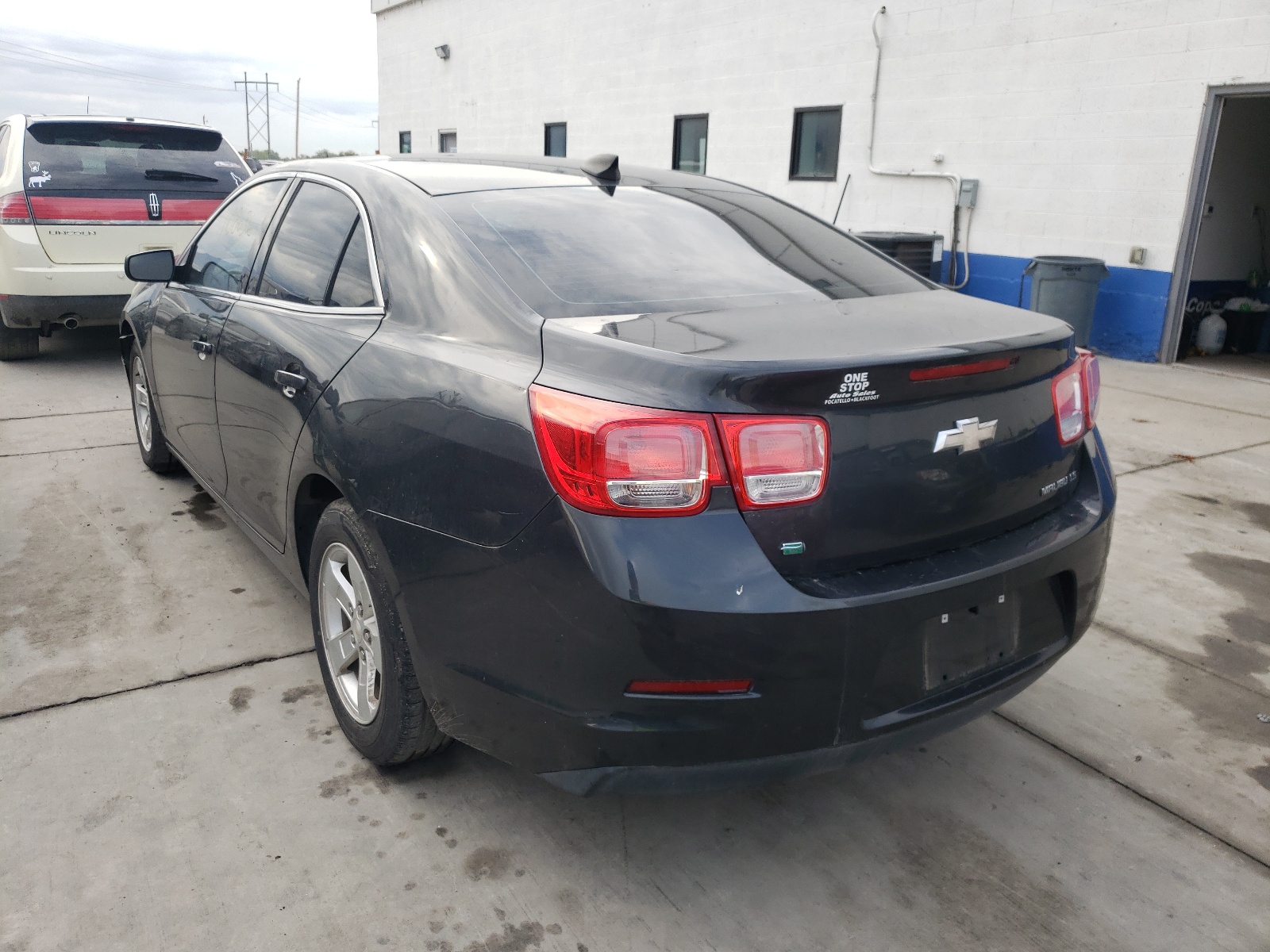 Zdjęcie 3 z aukcji – 2015 CHEVROLET MALIBU LS z VIN 1G11B5SLXFF141501
