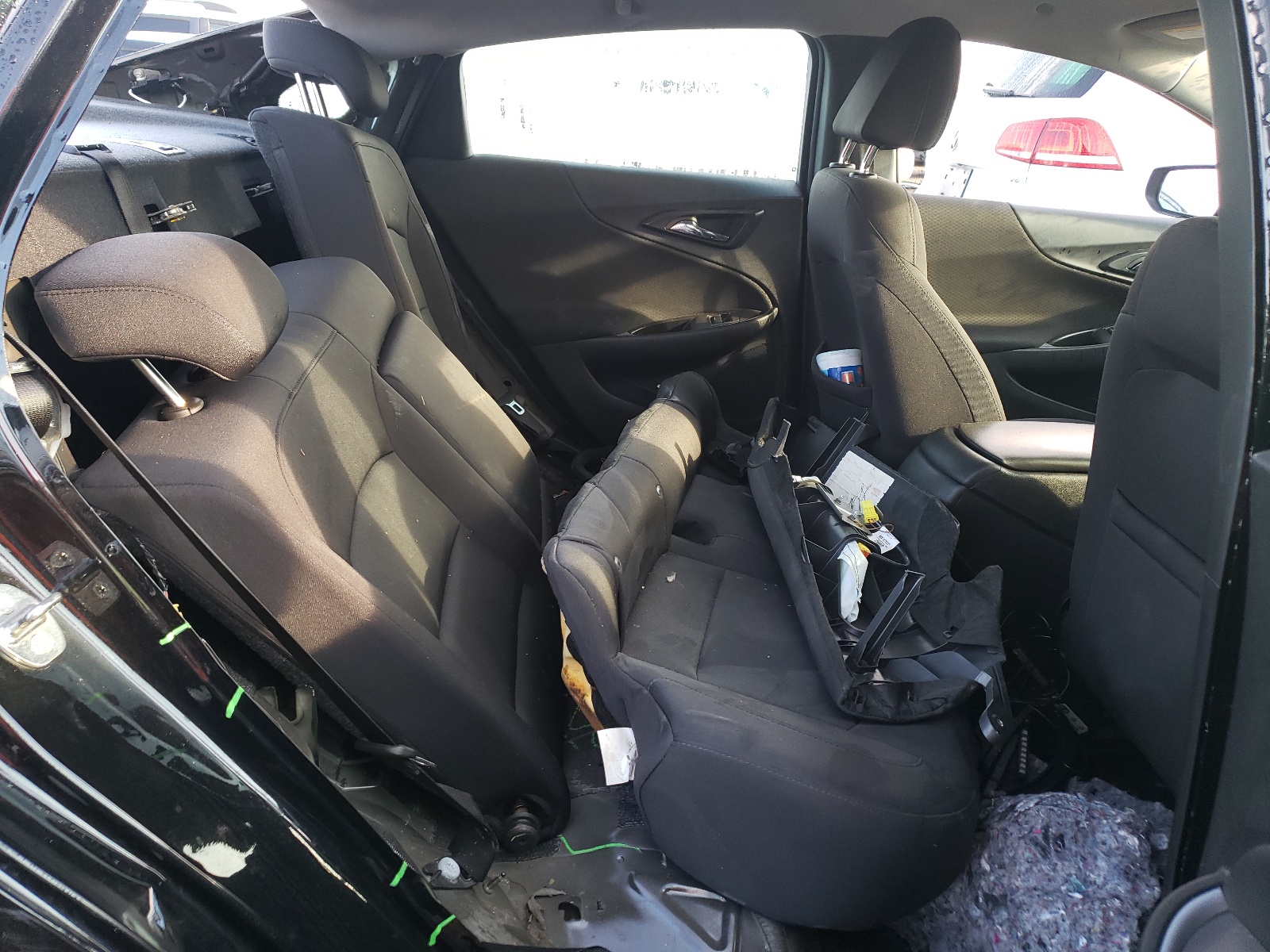 Photo 6 from auction – 2017 CHEVROLET MALIBU LS with VIN 1G1ZB5ST9HF164886
