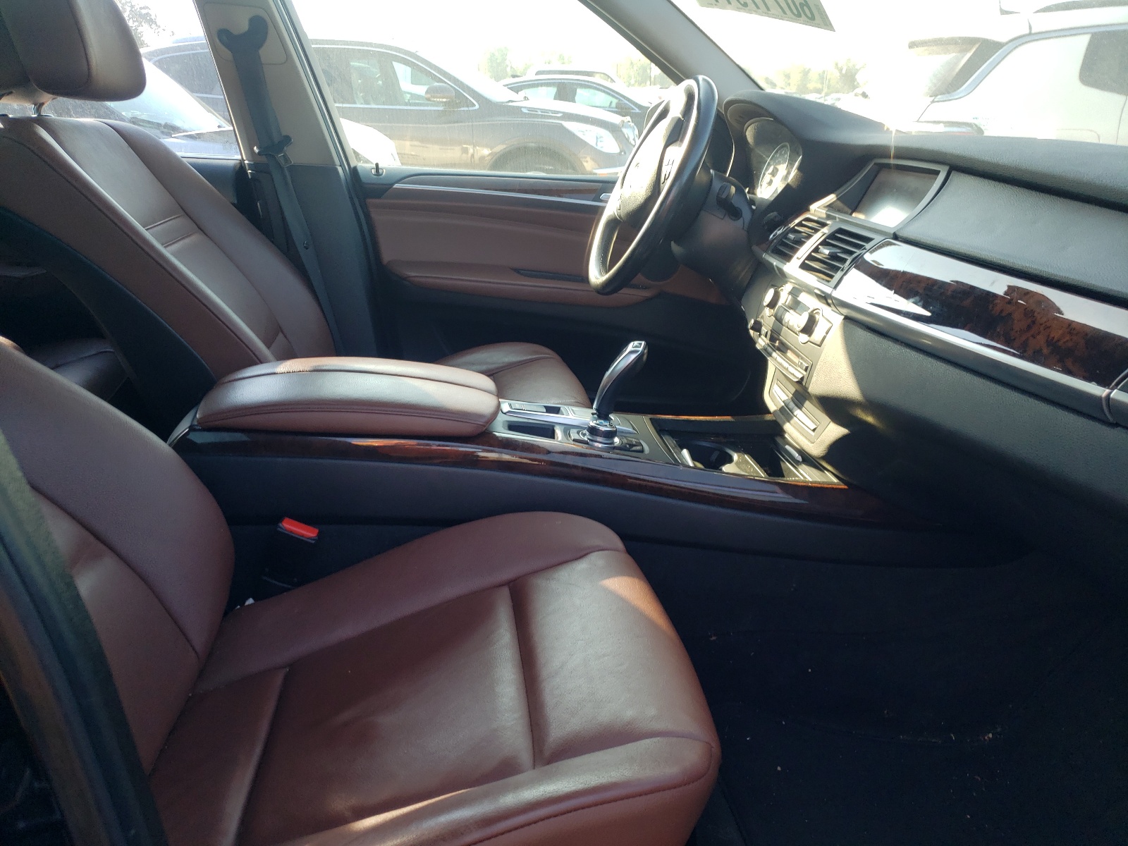 Photo 5 from auction – 2013 BMW X5 XDRIVE3 with VIN 5UXZV4C59D0B03013