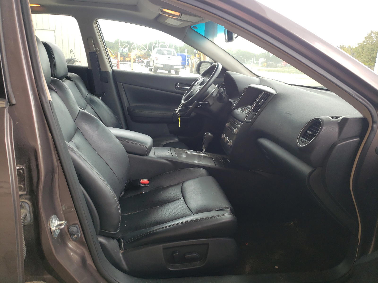 Photo 5 from auction – 2013 NISSAN MAXIMA S with VIN 1N4AA5AP1DC841846