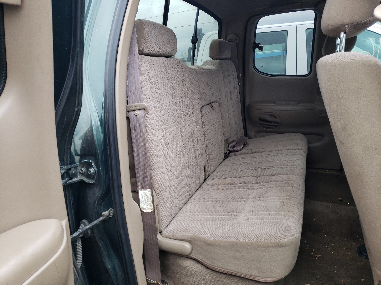 Photo 6 from auction – 2000 TOYOTA TUNDRA ACC with VIN 5TBBT4419YS011381