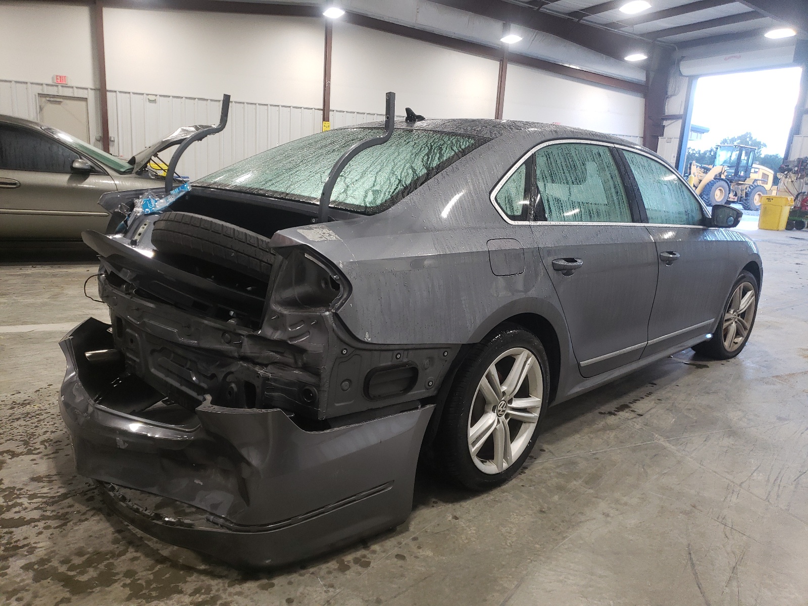 Photo 4 from auction – 2014 VOLKSWAGEN PASSAT SE with VIN 1VWBN7A3XEC089865