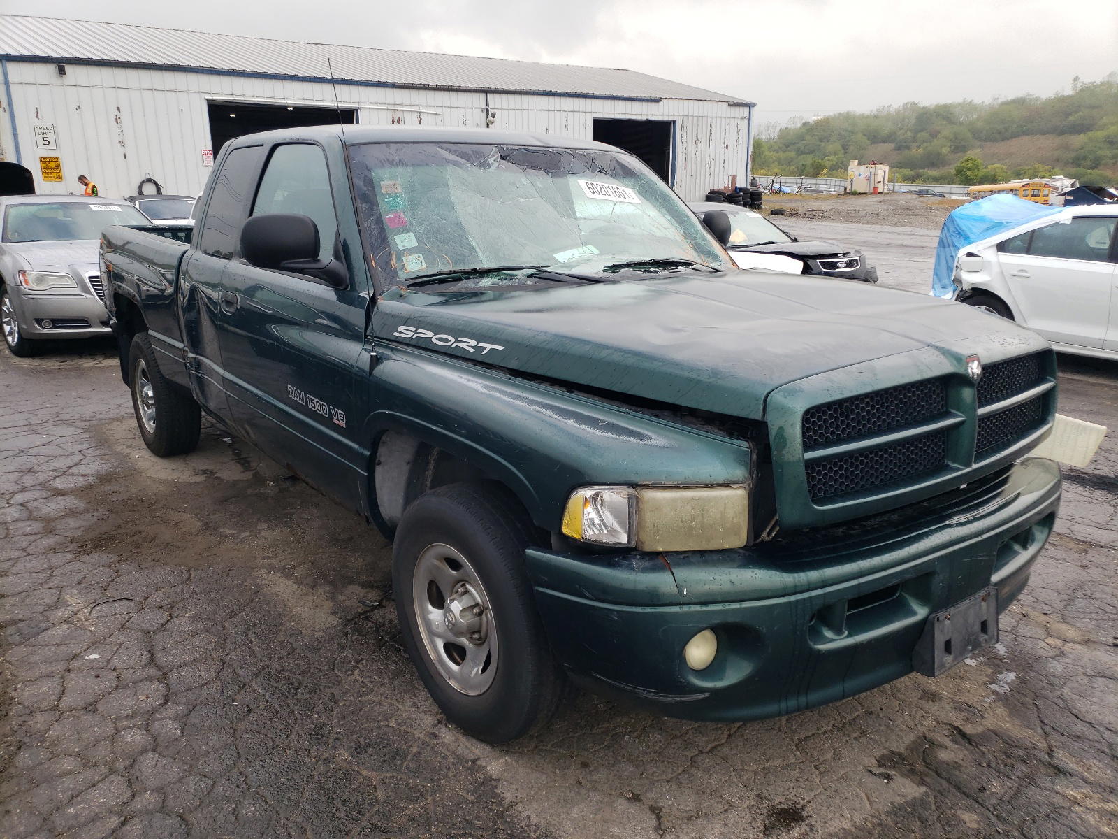 DODGE RAM 1500 2001 with VIN 3B7HC13Z71G239603 - Photo from auction