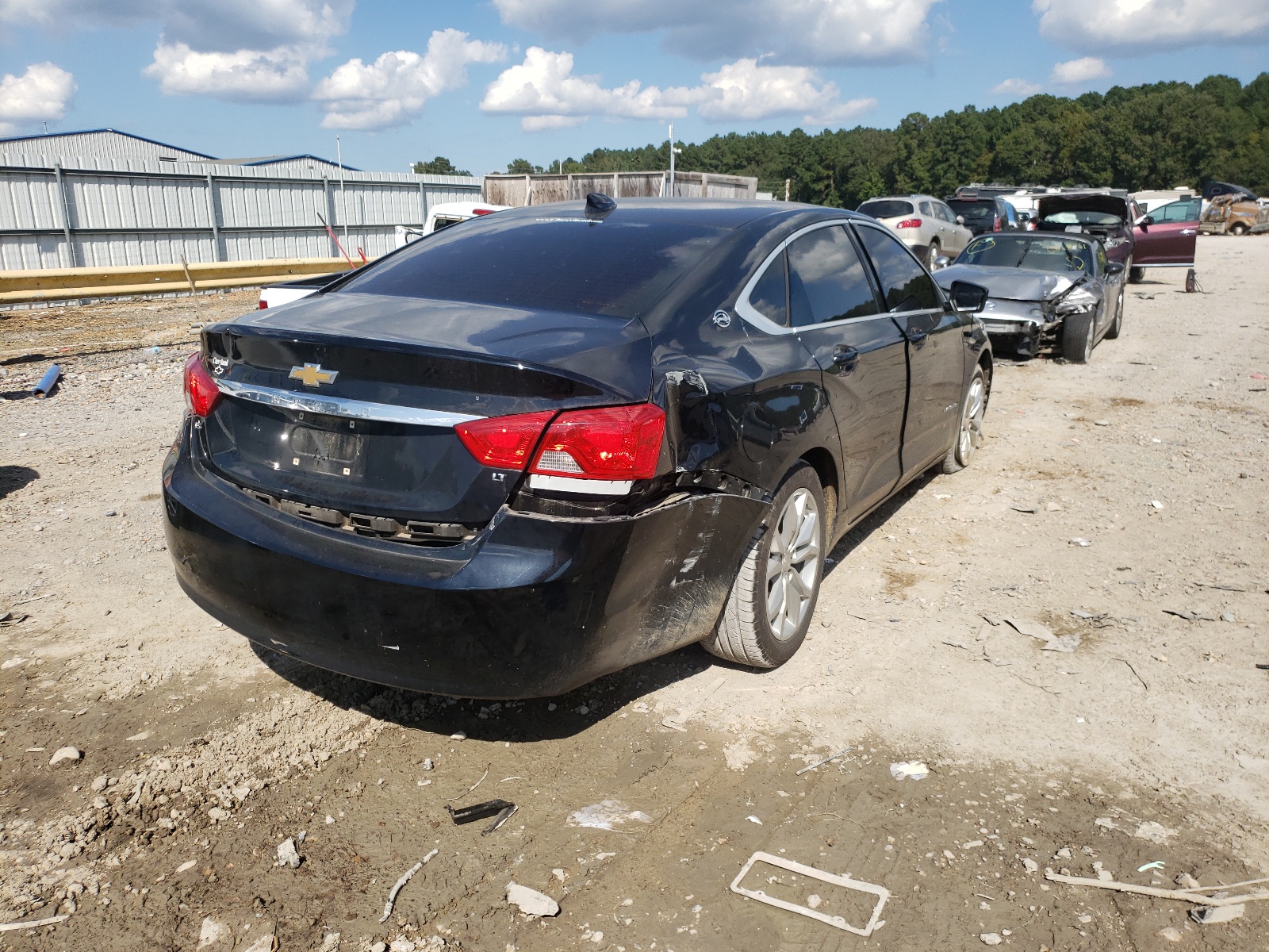 Photo 4 from auction – 2017 CHEVROLET IMPALA LT with VIN 1G1105S36HU185984