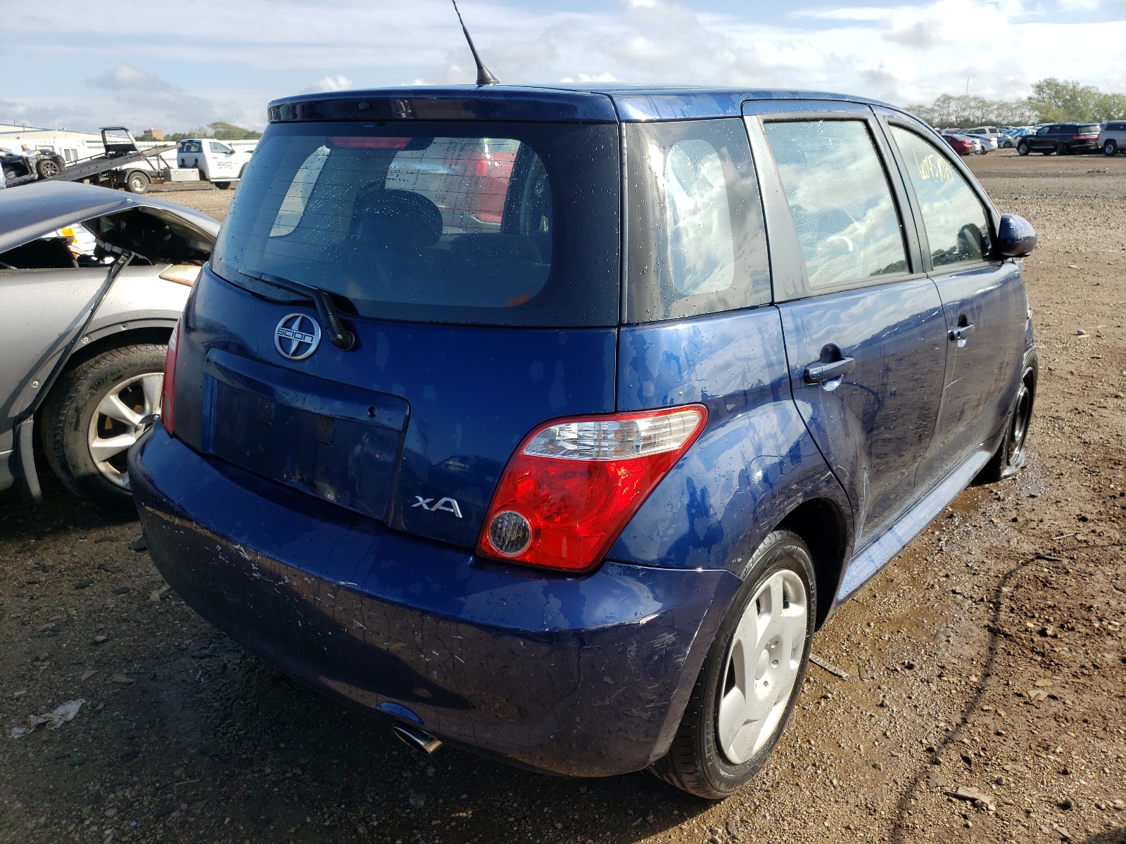 Photo 4 from auction – 2006 TOYOTA SCION XA with VIN JTKKT604260148108