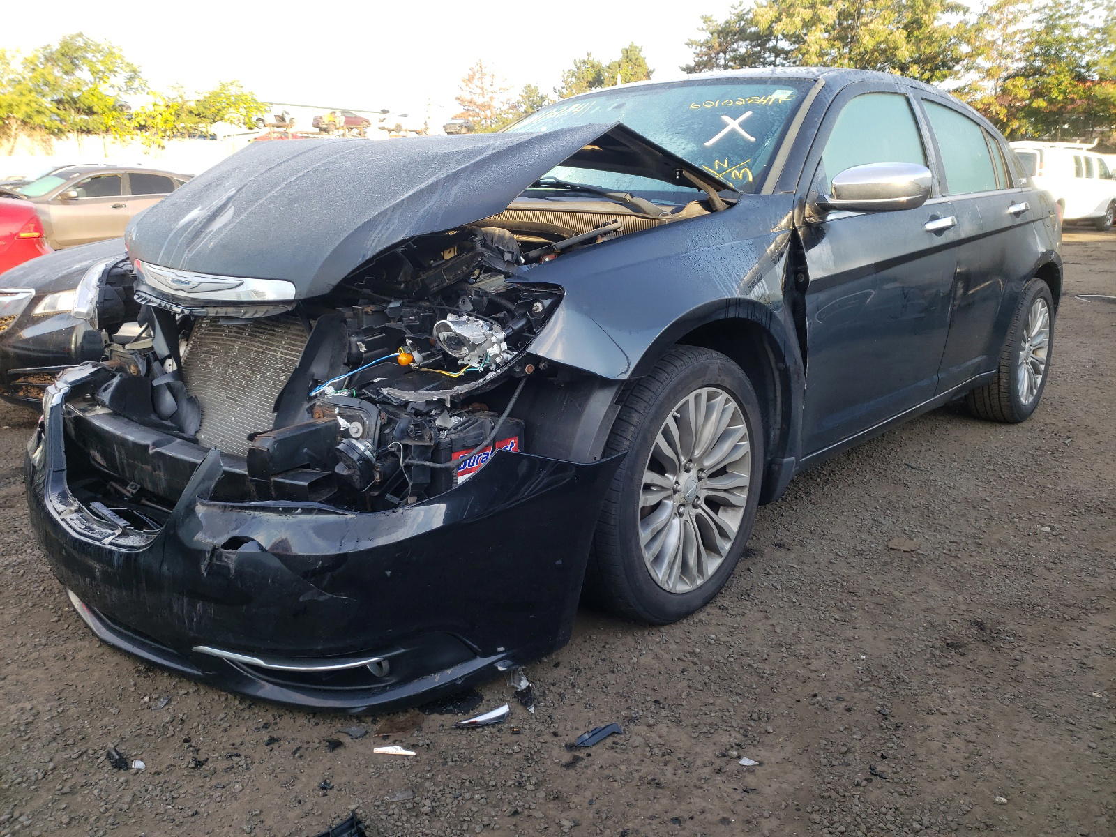 Photo 2 from auction – 2012 CHRYSLER 200 LIMITE with VIN 1C3CCBCB2CN304701