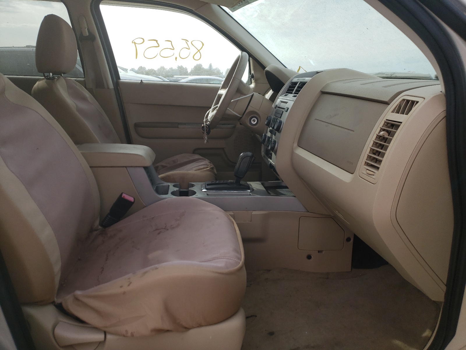 Photo 5 from auction – 2008 FORD ESCAPE XLT with VIN 1FMCU93128KB68518