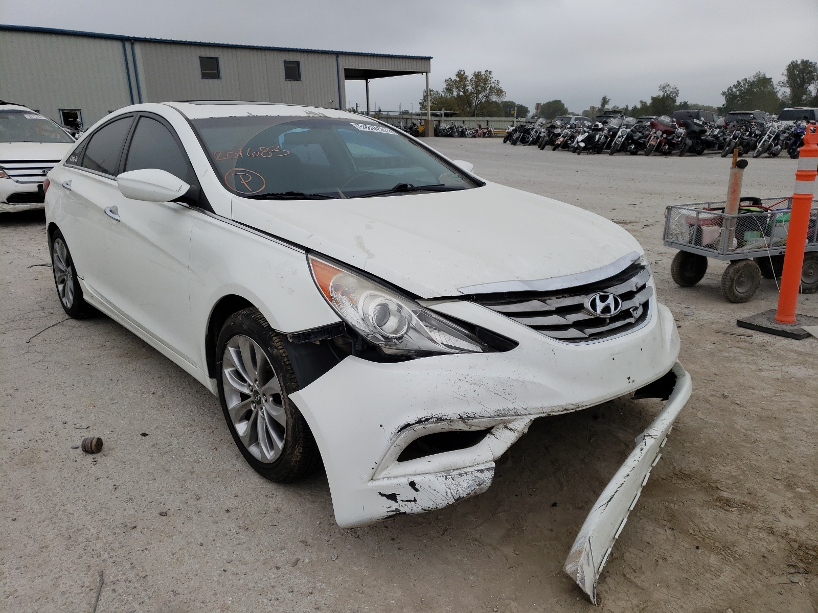 HYUNDAI SONATA SE 2011 z numerem VIN 5NPEC4ABXBH207683 - Zdjęcie z aukcji