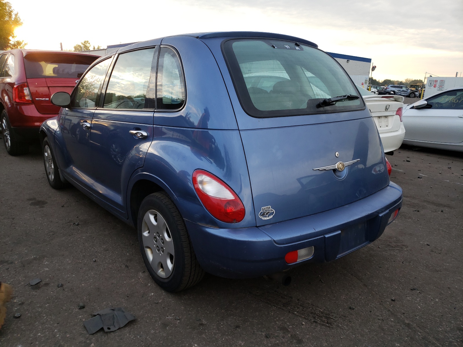 Photo 3 from auction – 2005 CHRYSLER PT CRUISER with VIN 3A4FY48B16T265645