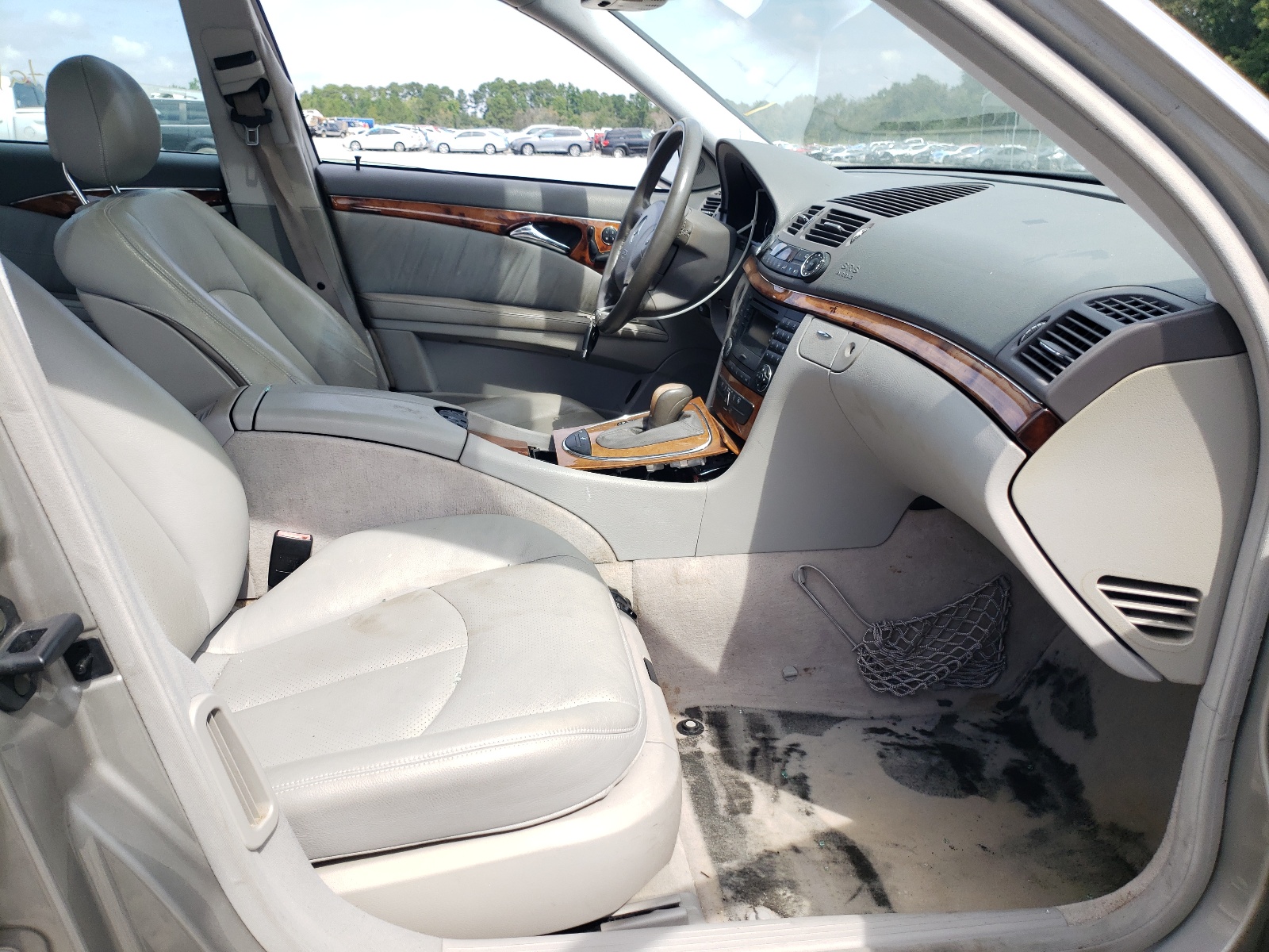 Photo 5 from auction – 2003 MERCEDES-BENZ E 500 with VIN WDBUF70J13A118752
