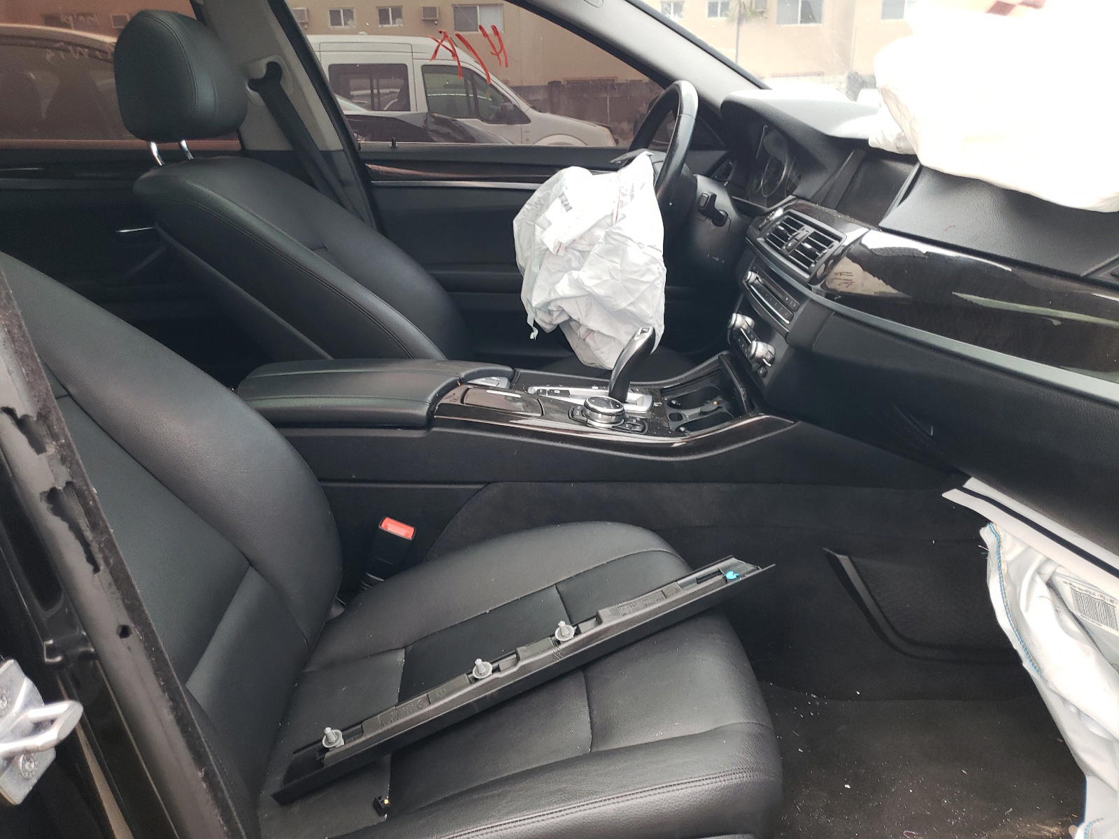 Photo 5 from auction – 2014 BMW 528 XI with VIN WBA5A7C53ED618624